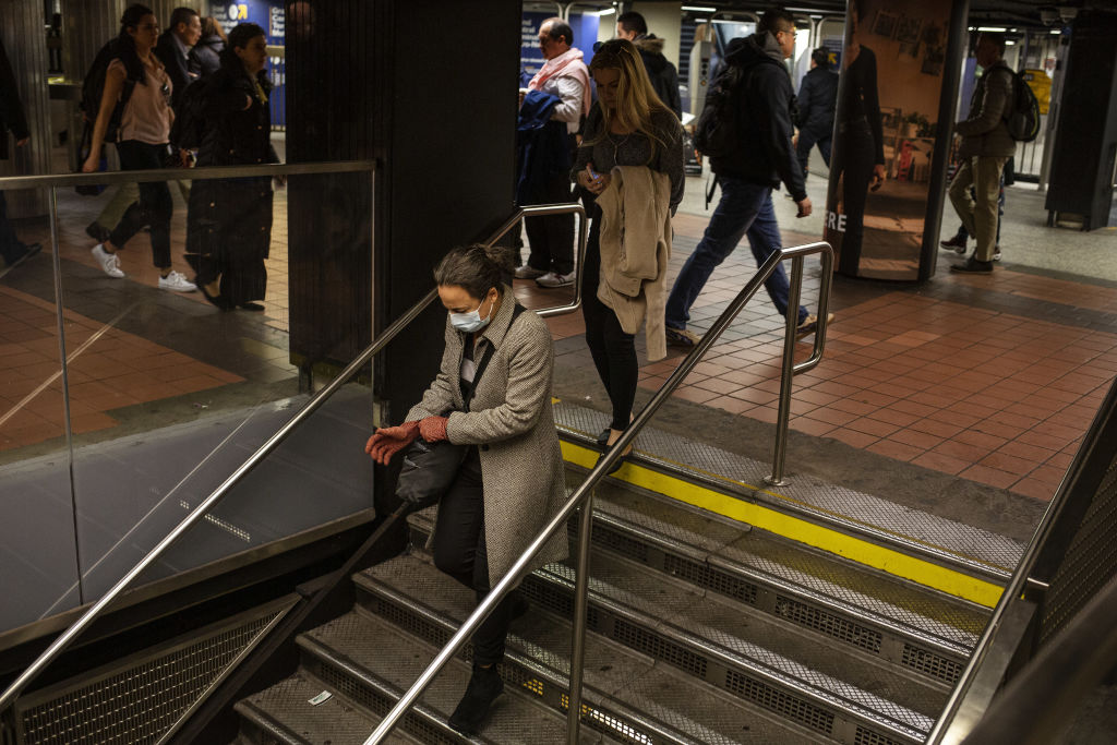 New York City Commuters Urged To Avoid Packed Subway Cars