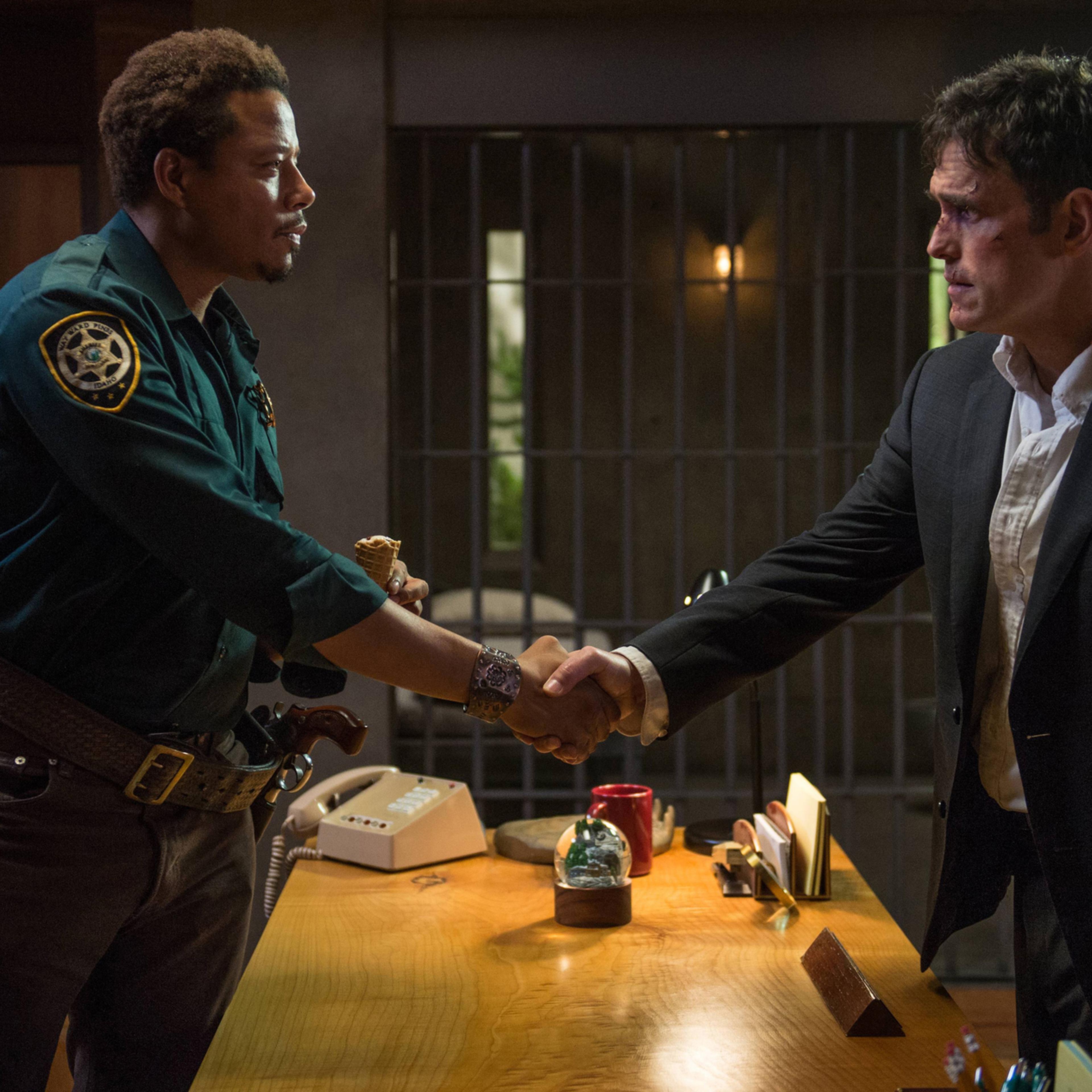 WAYWARD PINES: Ethan Burke (Matt Dillon, R) meets Sheriff Arnold Pope (Terrence Howard, L). @2014 Fox Broadcasting Co. Cr: Ed Araquel/FOX