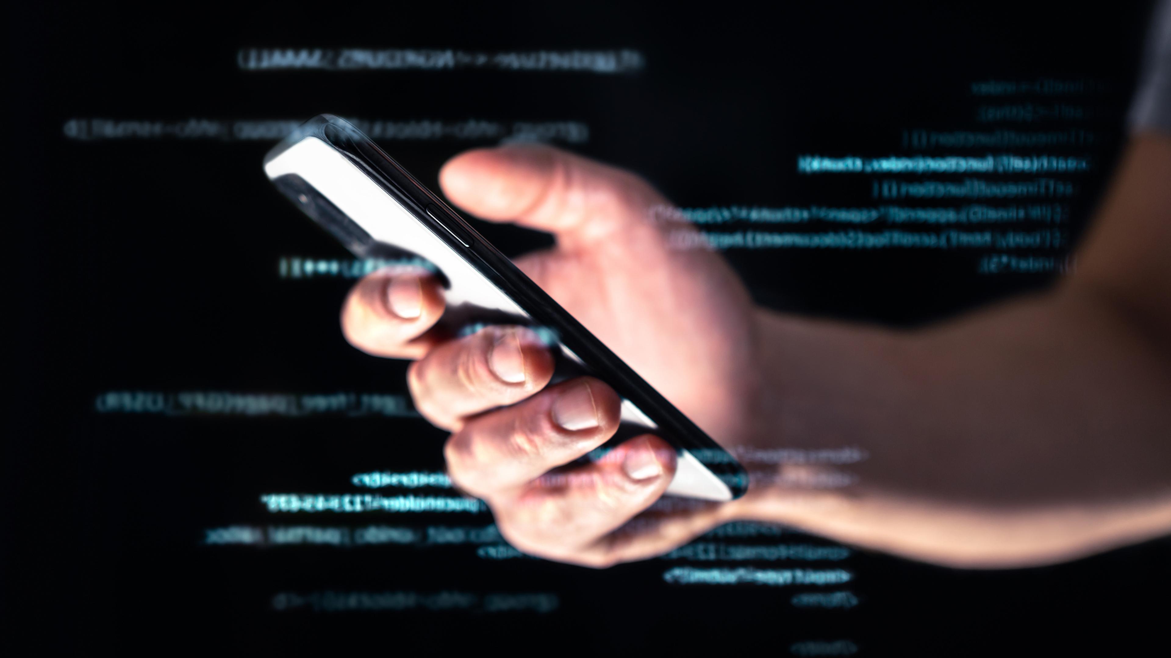 How a Stranger Used One Text Message to Steal My Entire Digital Life How a Stranger Used One Text Message to Steal My Entire Digital Life