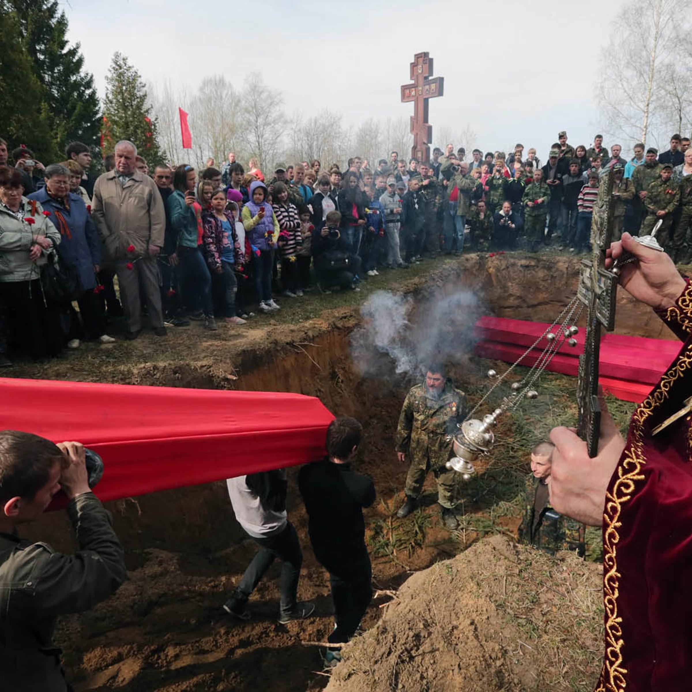 Reburial ceremony for remains of Russian WWII soldiers outside St. Petersburg