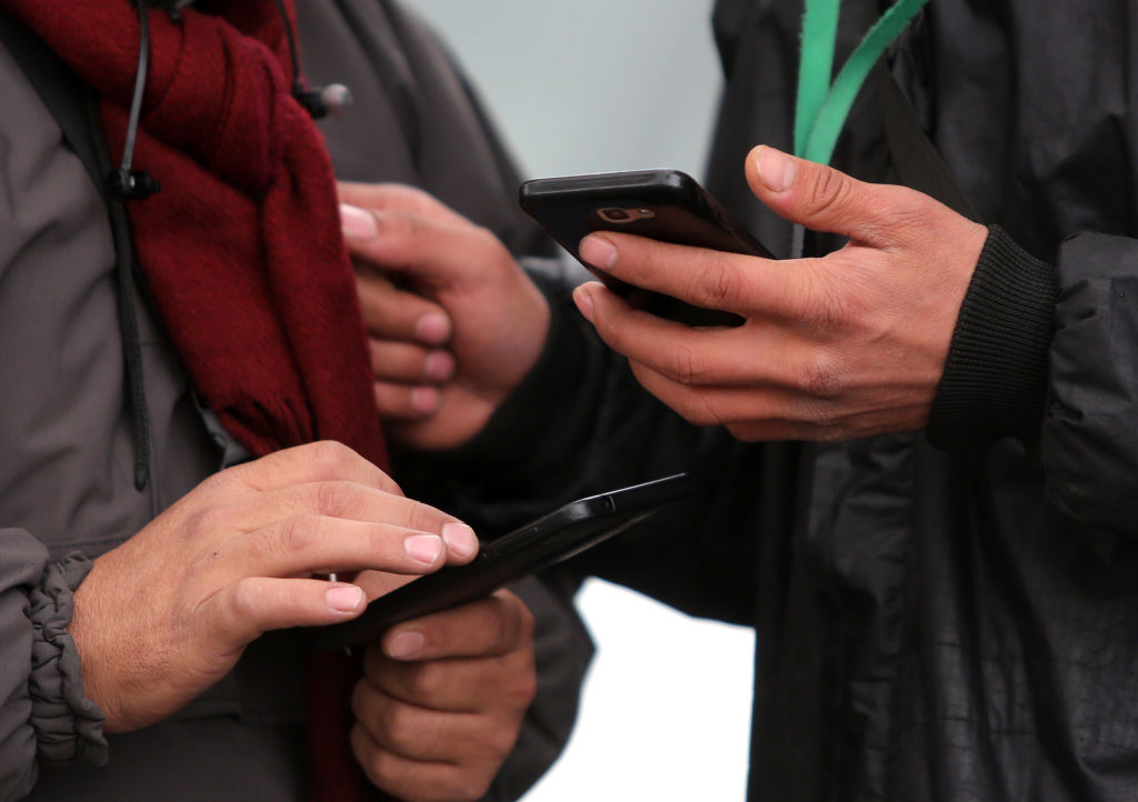 IRAN-POLITICS-PROTEST-INTERNET