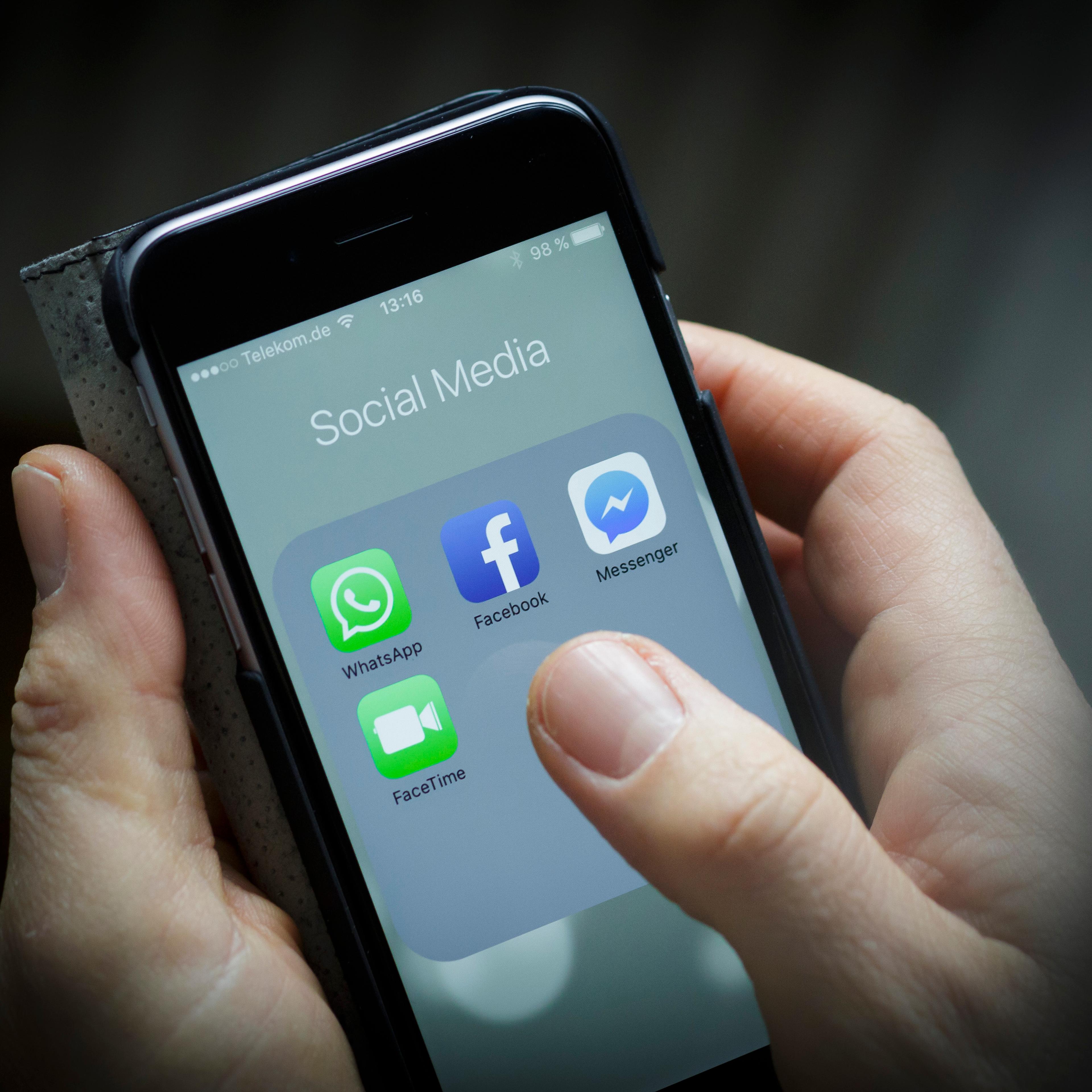 Facebook App