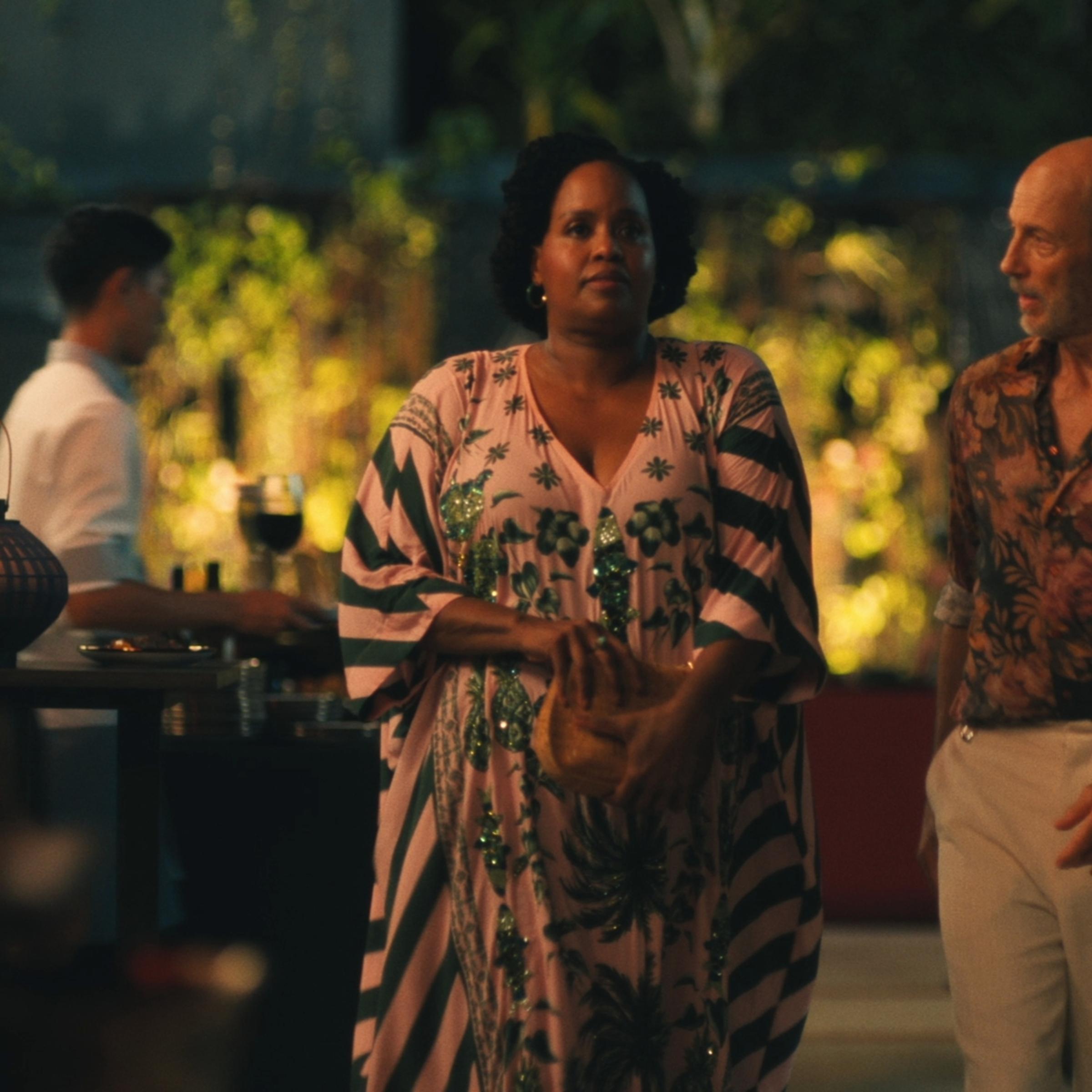 Belinda (Natasha Rothwell) and Gary/Greg (John Gries) in Episode 7