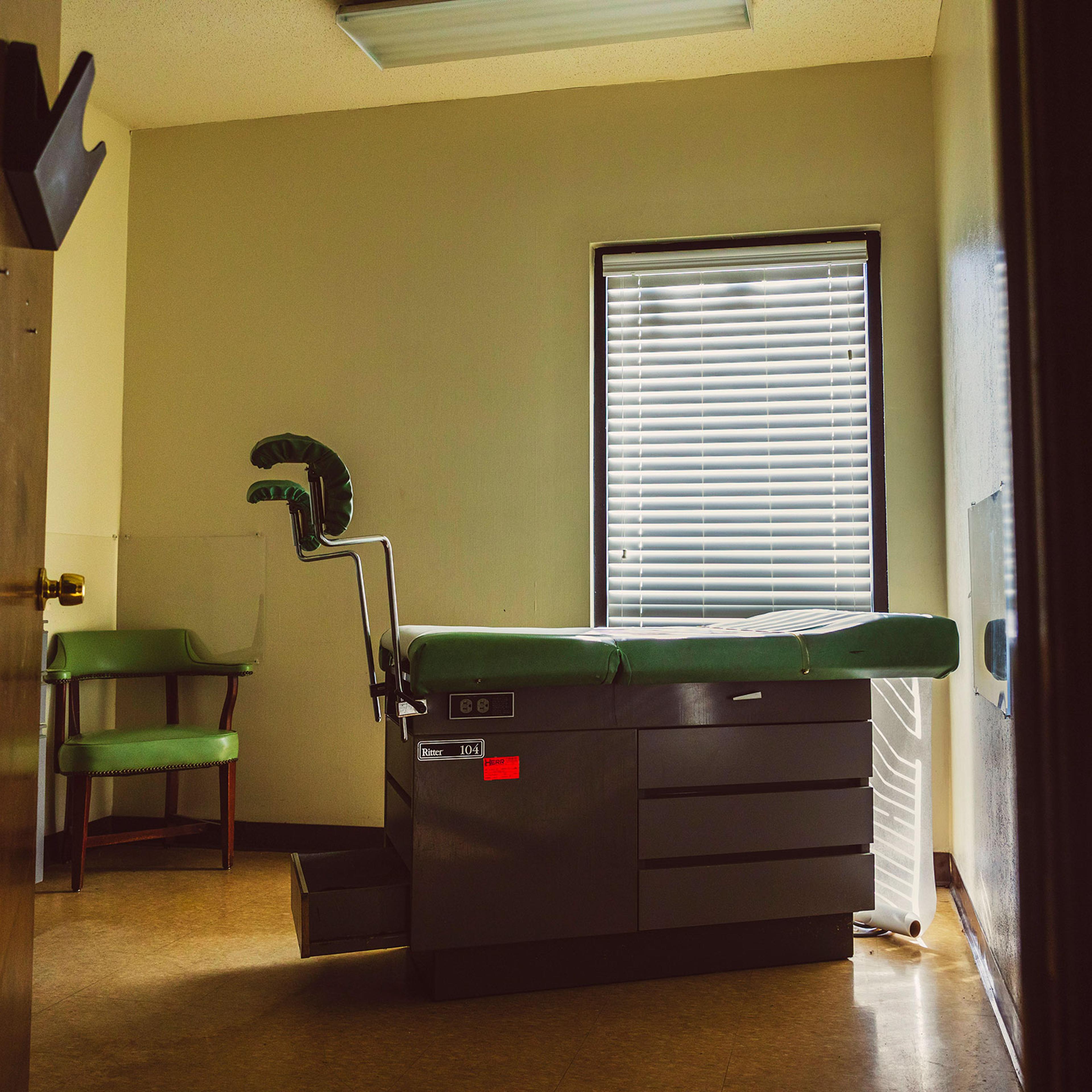 An examination room at the West Alabama Women's Center, an independent clinic that performed the most abortion procedures in the state last year, in Tuscaloosa, Ala., Nov. 16, 2019. (Audra Melton/The New York Times)