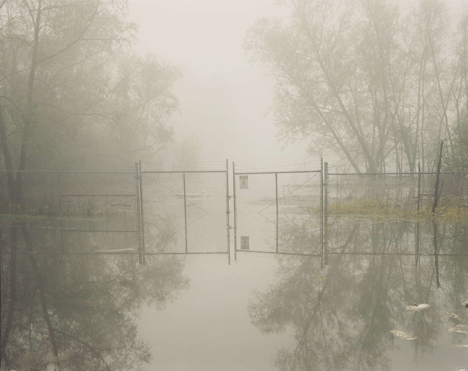 <i>Hazardous Waste Containment Site, Dow Chemical Corporation, Mississippi River, Plaquemine, Louisiana</i>, 1998