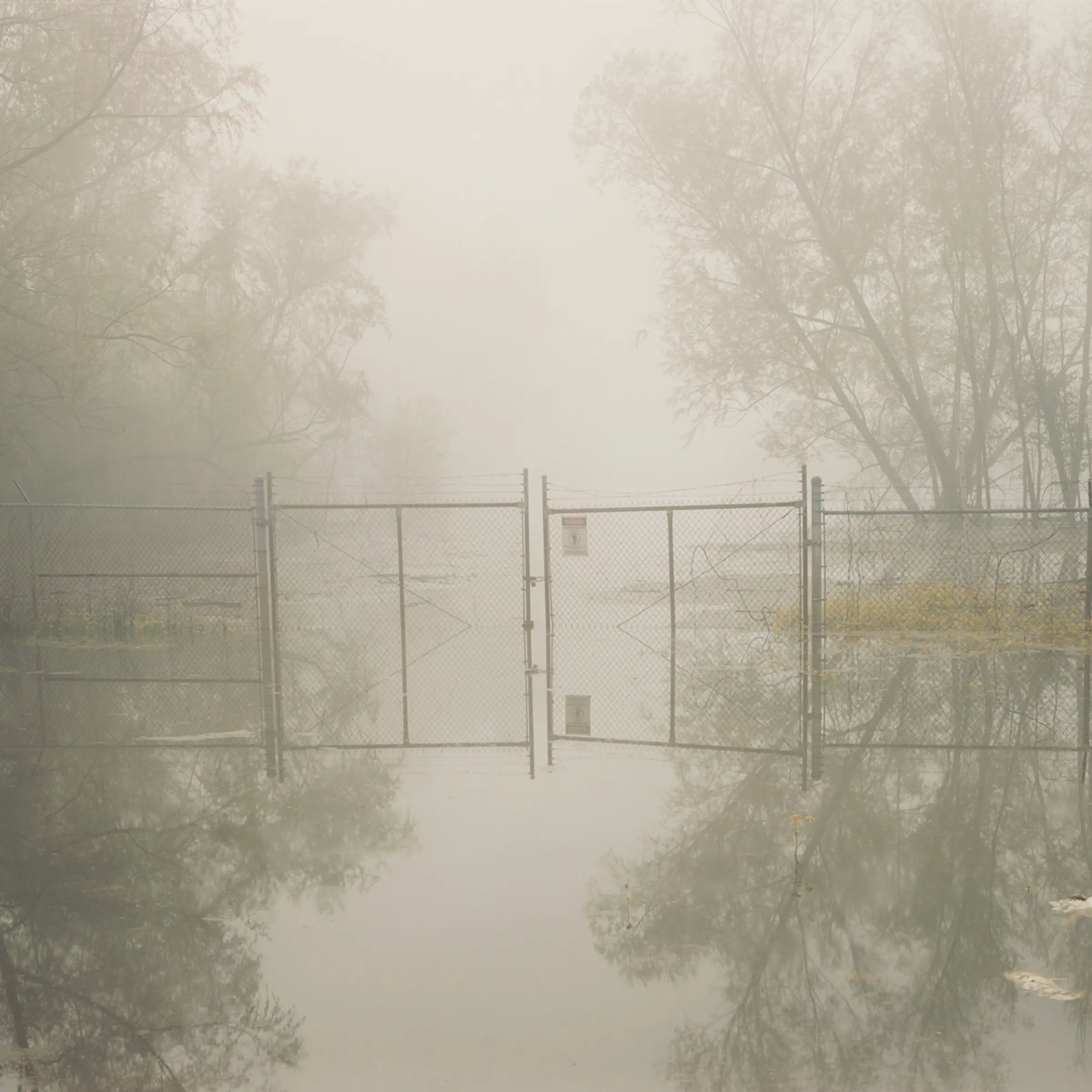 <i>Hazardous Waste Containment Site, Dow Chemical Corporation, Mississippi River, Plaquemine, Louisiana</i>, 1998