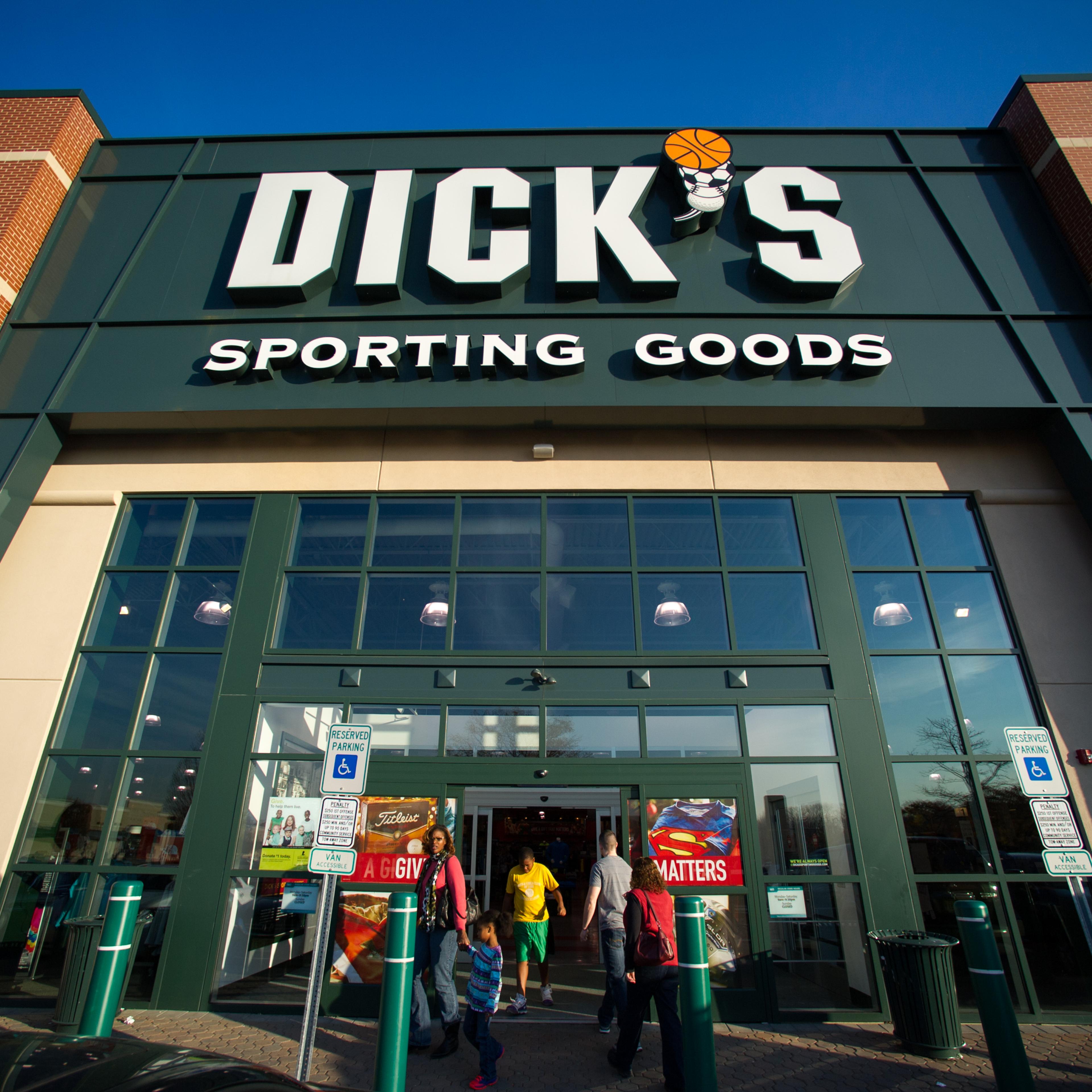 A Dick's Sporting Goods Store Ahead Of Earnings Figures