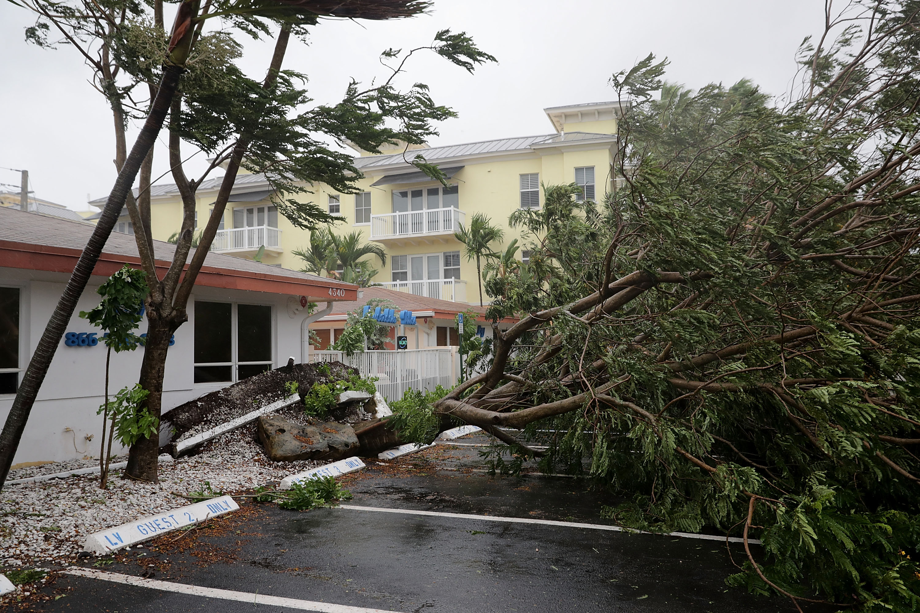 Powerful Hurricane Irma Slams Into Florida