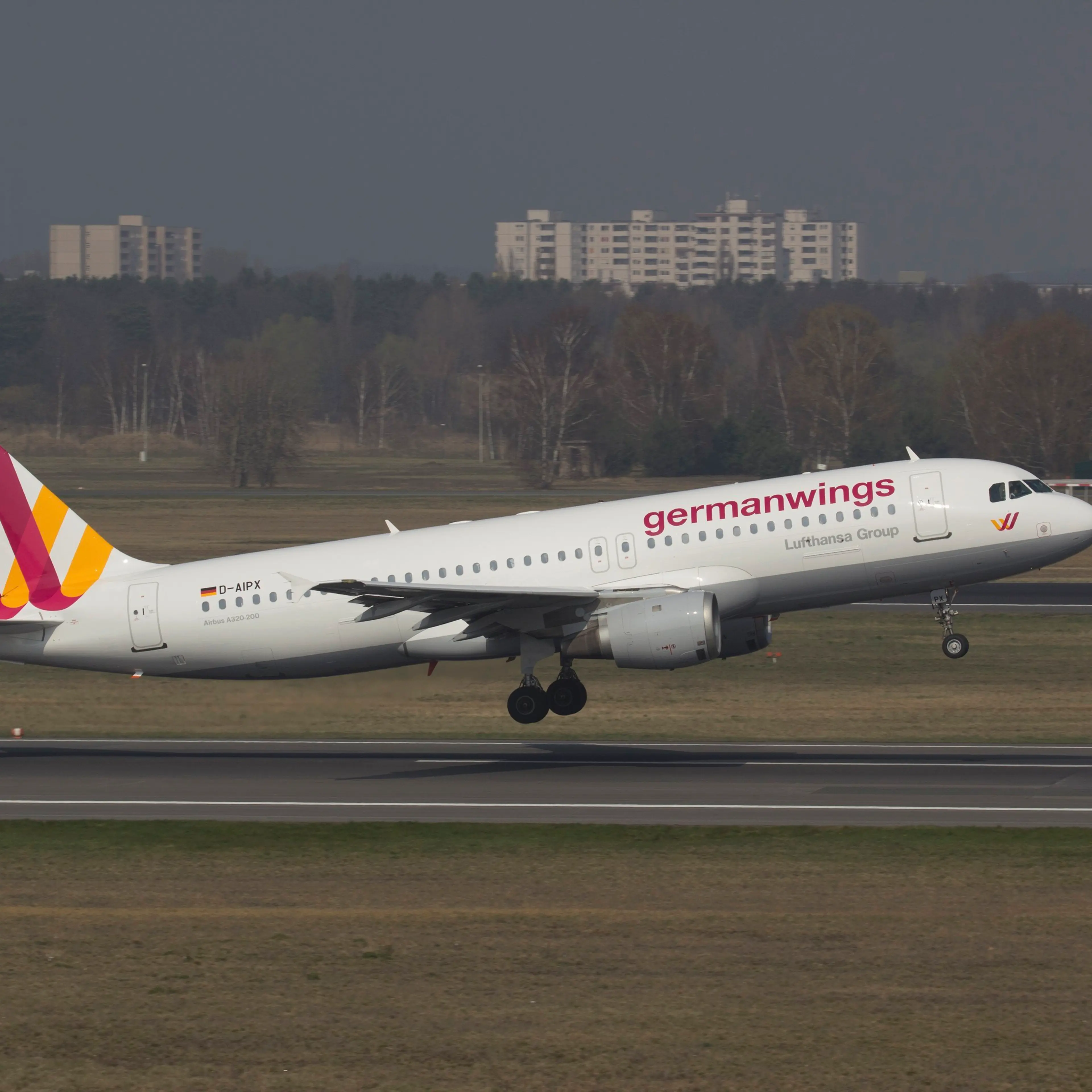 A Germanwings Airbus A320 is seen at the Berlin airport, March 29, 2014. An Airbus plane of the same model crashed in southern France en route from Barcelona to Duesseldorf, on March 24, 2015 police and aviation officials said.
