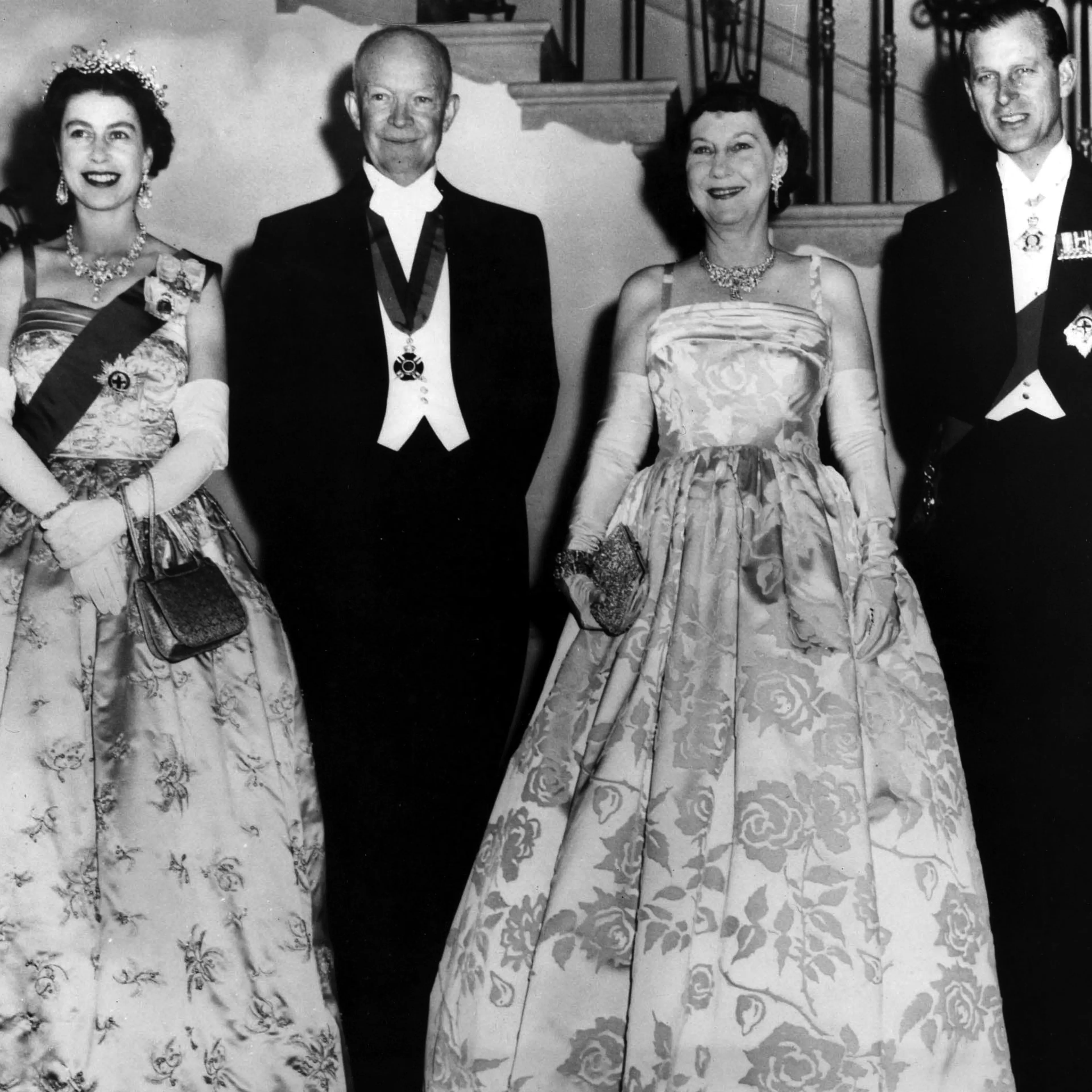 Politics, Personalities, USA, pic: 17th October 1957, President Dwight D, Eisenhower and Mamie Eisenhower, centre, with HM,Queen Elizabeth and Prince Philip before a state dinner in the White House, Washington D,C, Dwight D,Eisenhower (1890-1969) became