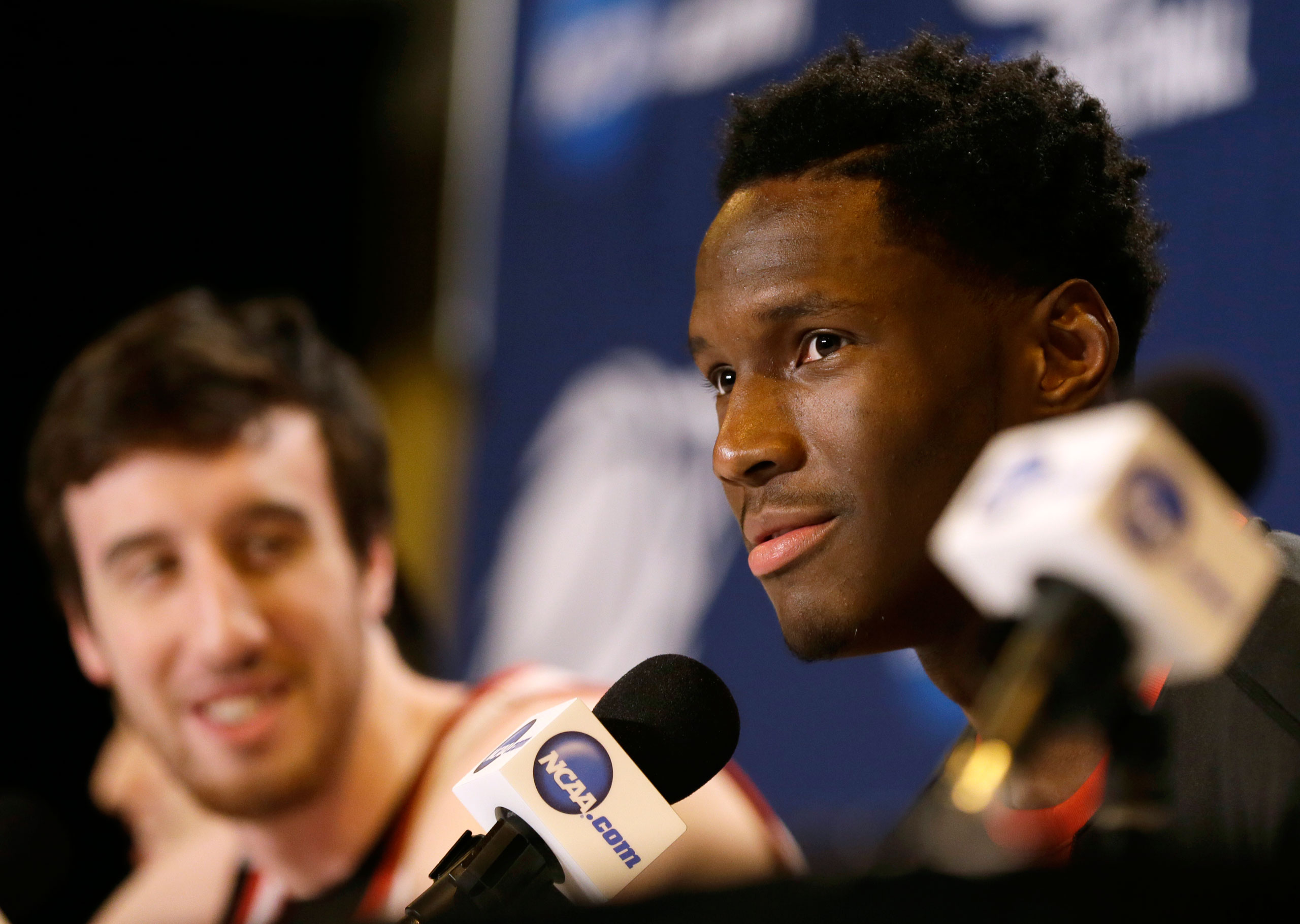Nigel Hayes, Frank Kaminsky