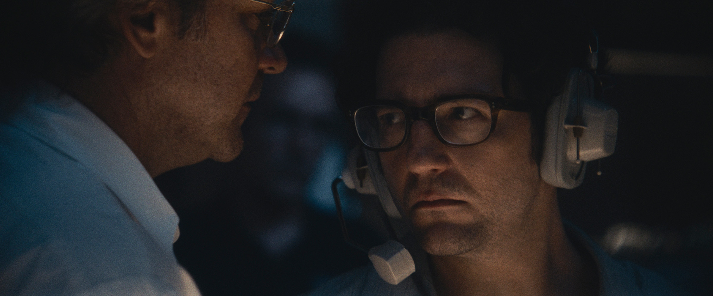 John Magaro as Geoffrey Mason in <i>September 5</i>