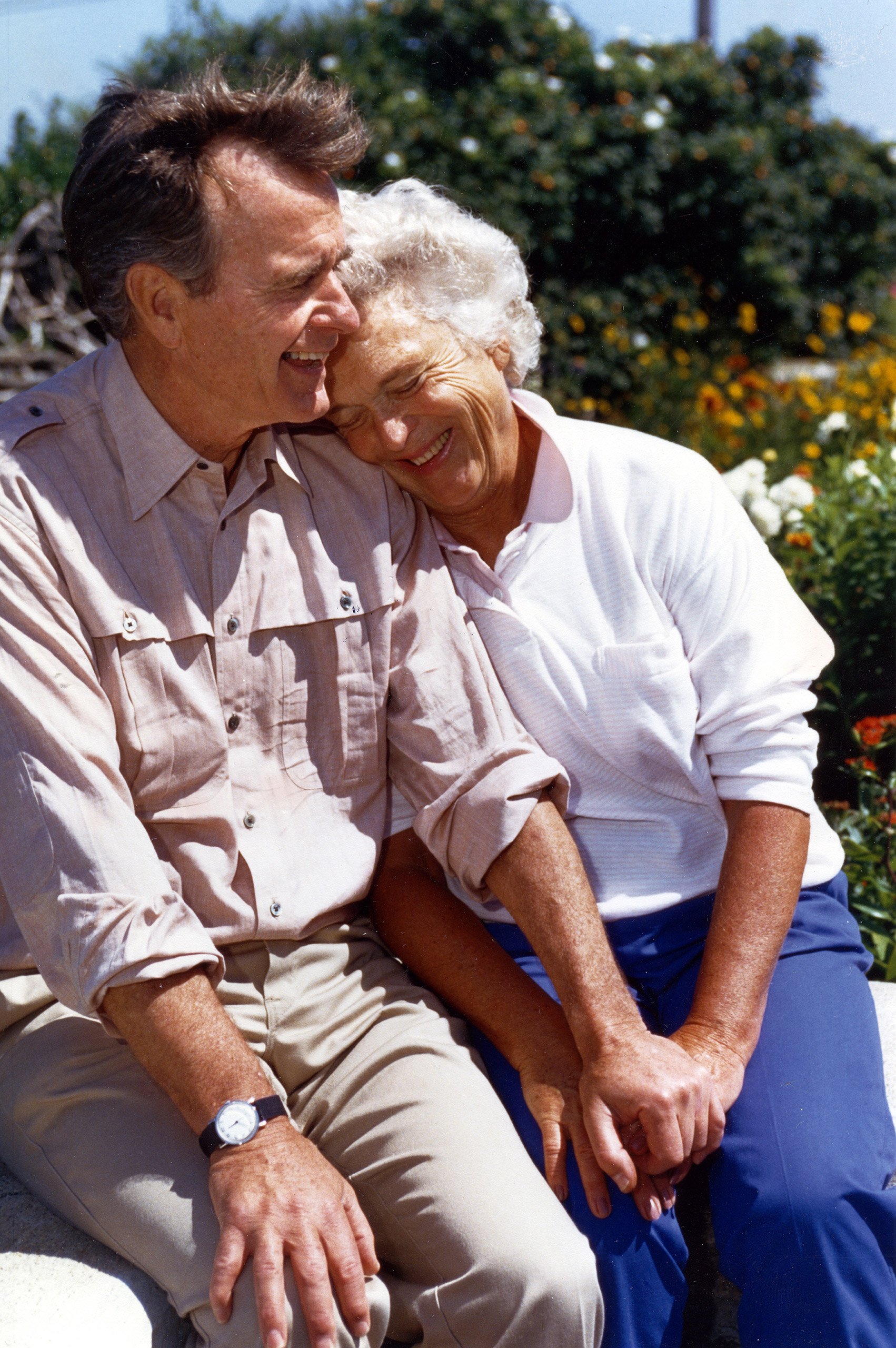 Barbara Bush and George HW Bush's Relationship in Photos