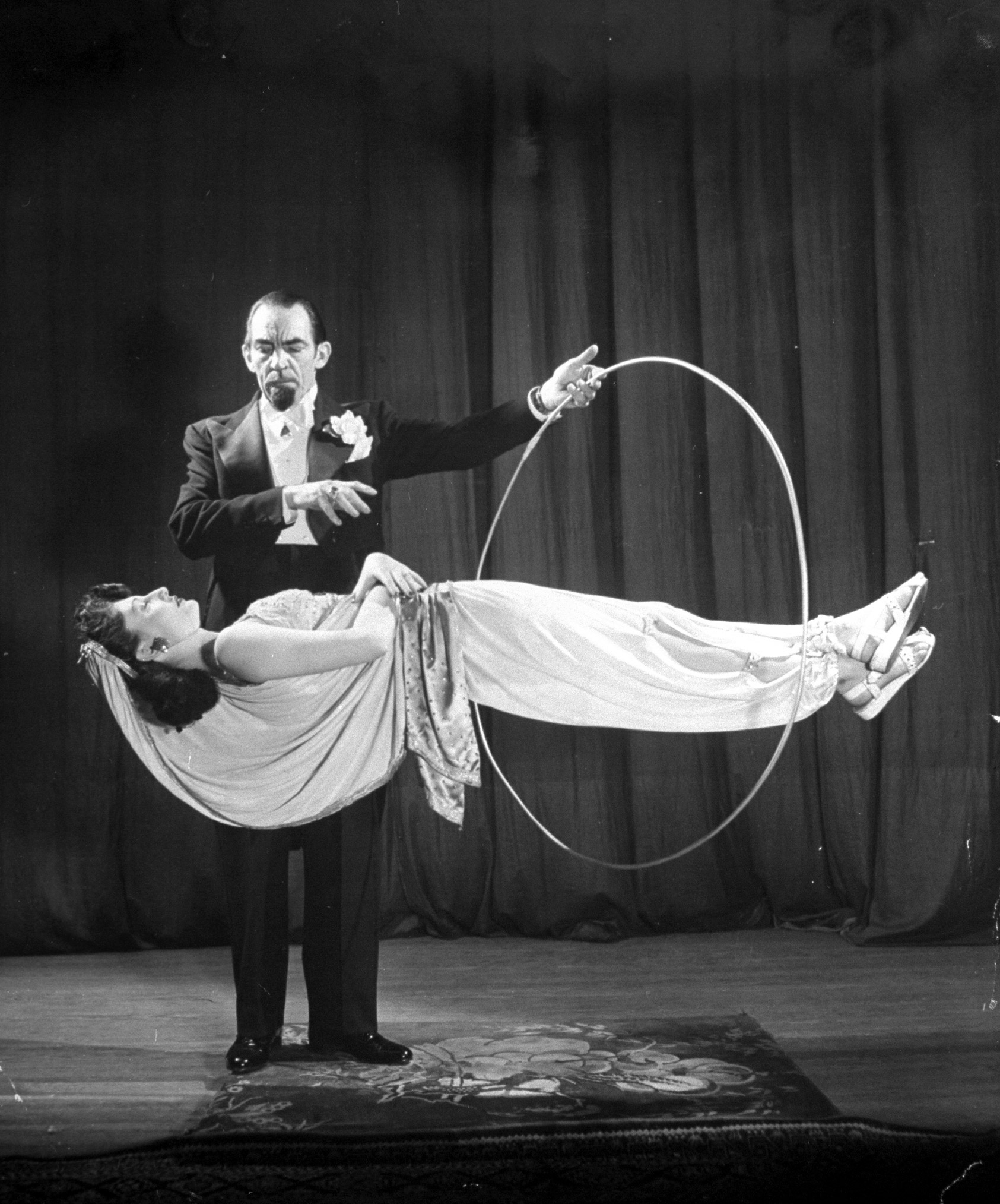 A 1947 magicians' convention in Chicago, Illinois.
