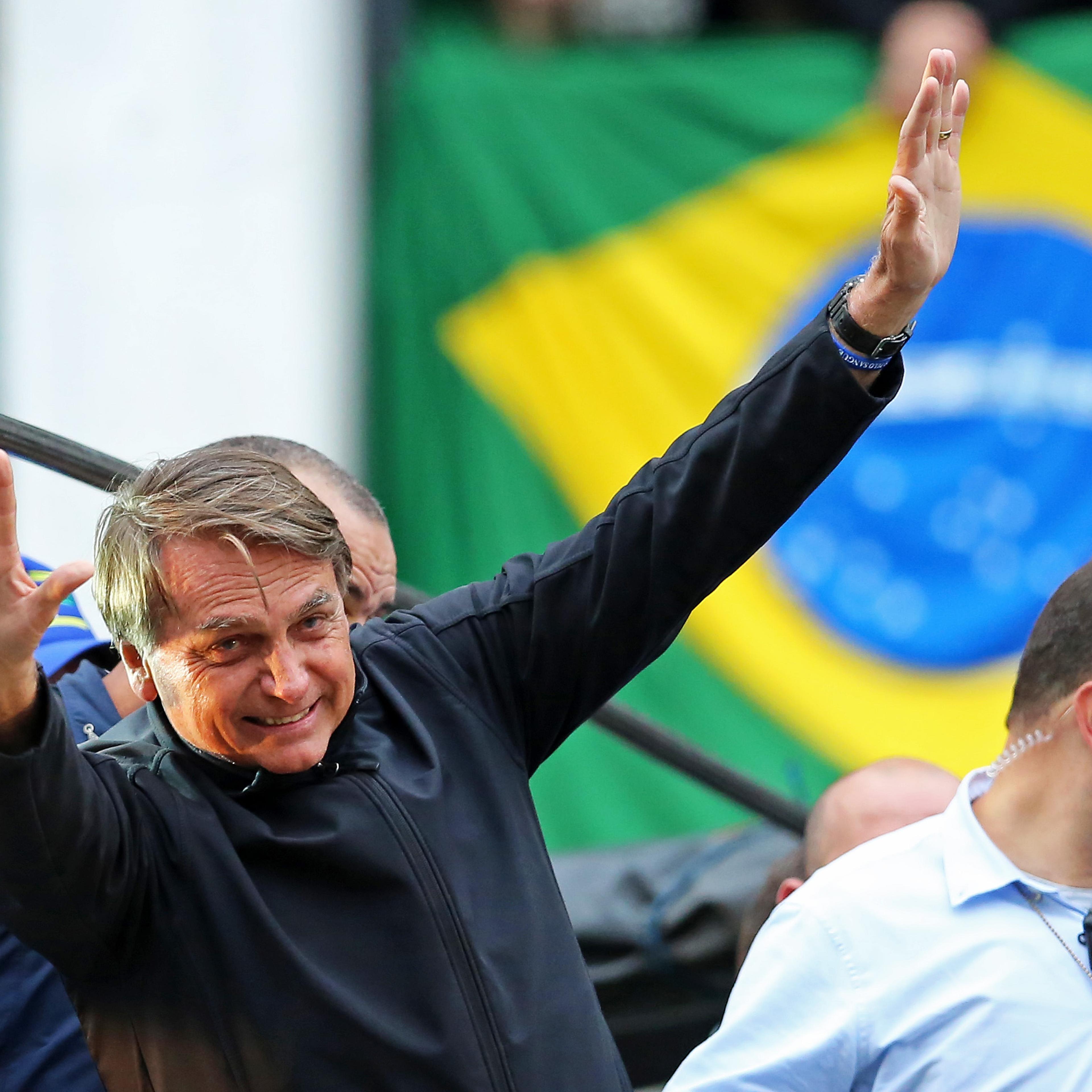 Bolsonaro Holds Campaign Rally in Curitiba