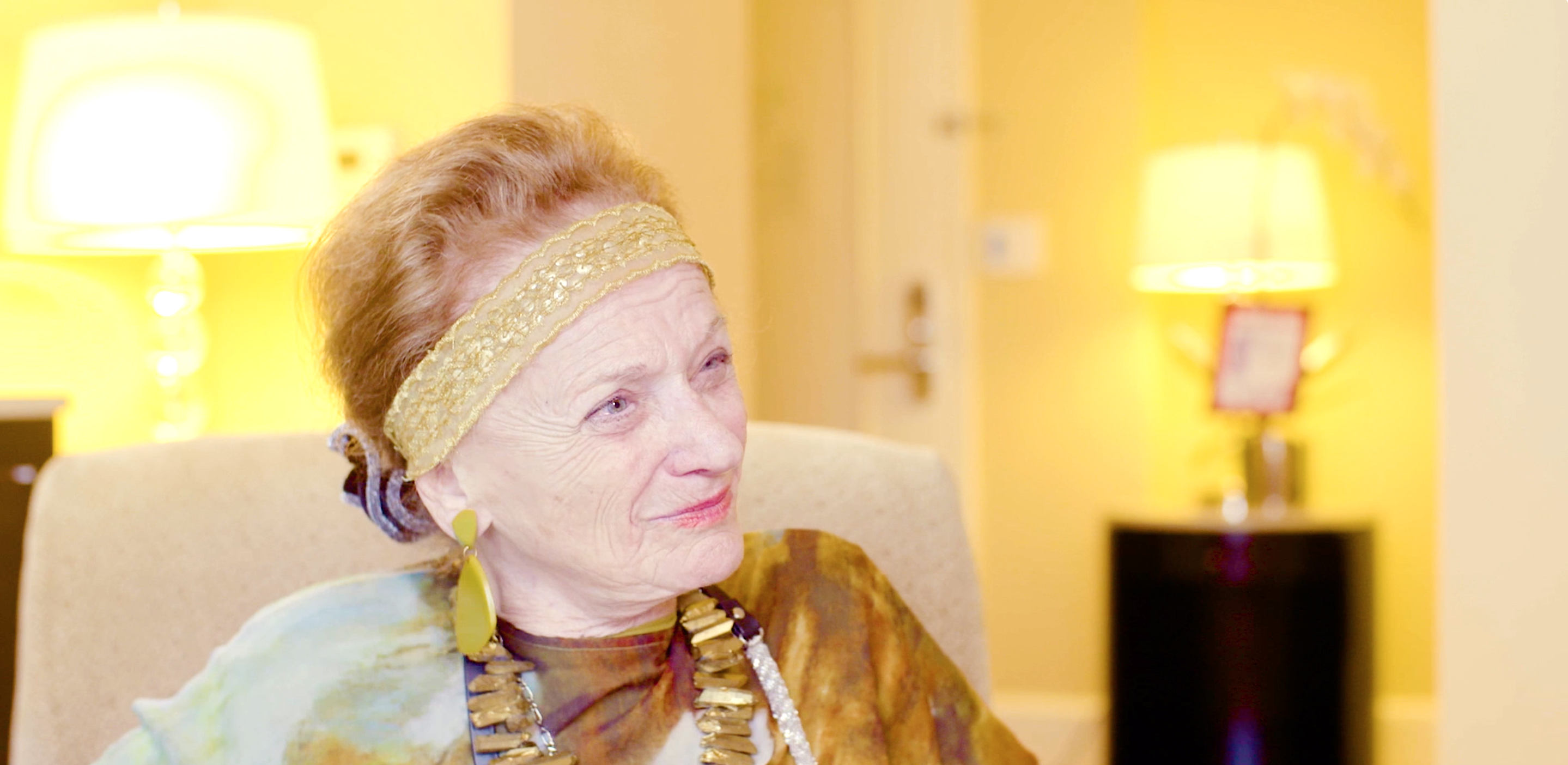 Holocaust Survivor Experiences Her Rescue in Virtual Reality