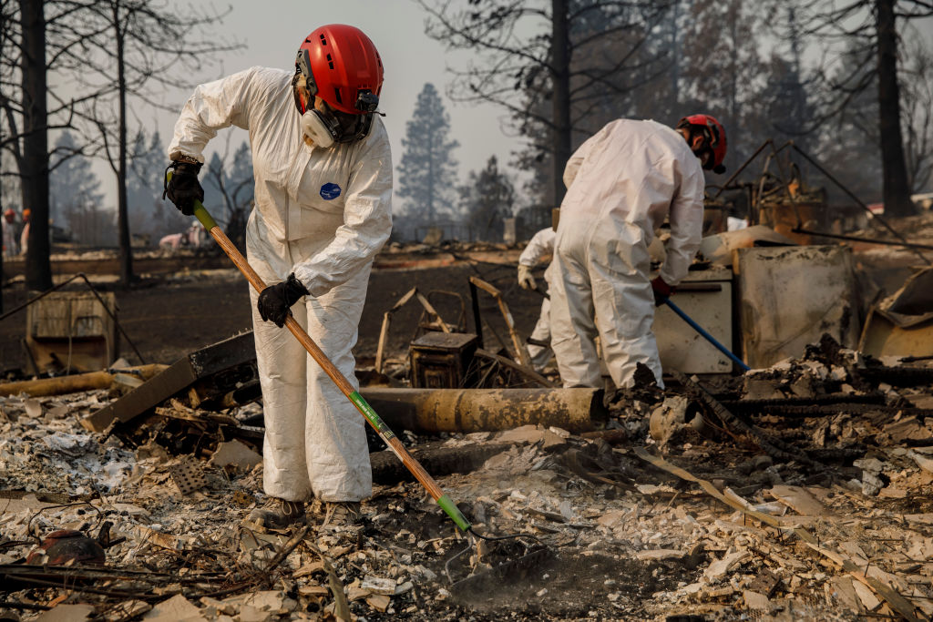 California Town Of Paradise Devastated By The Camp Fire Continues Search And Recovery Efforts