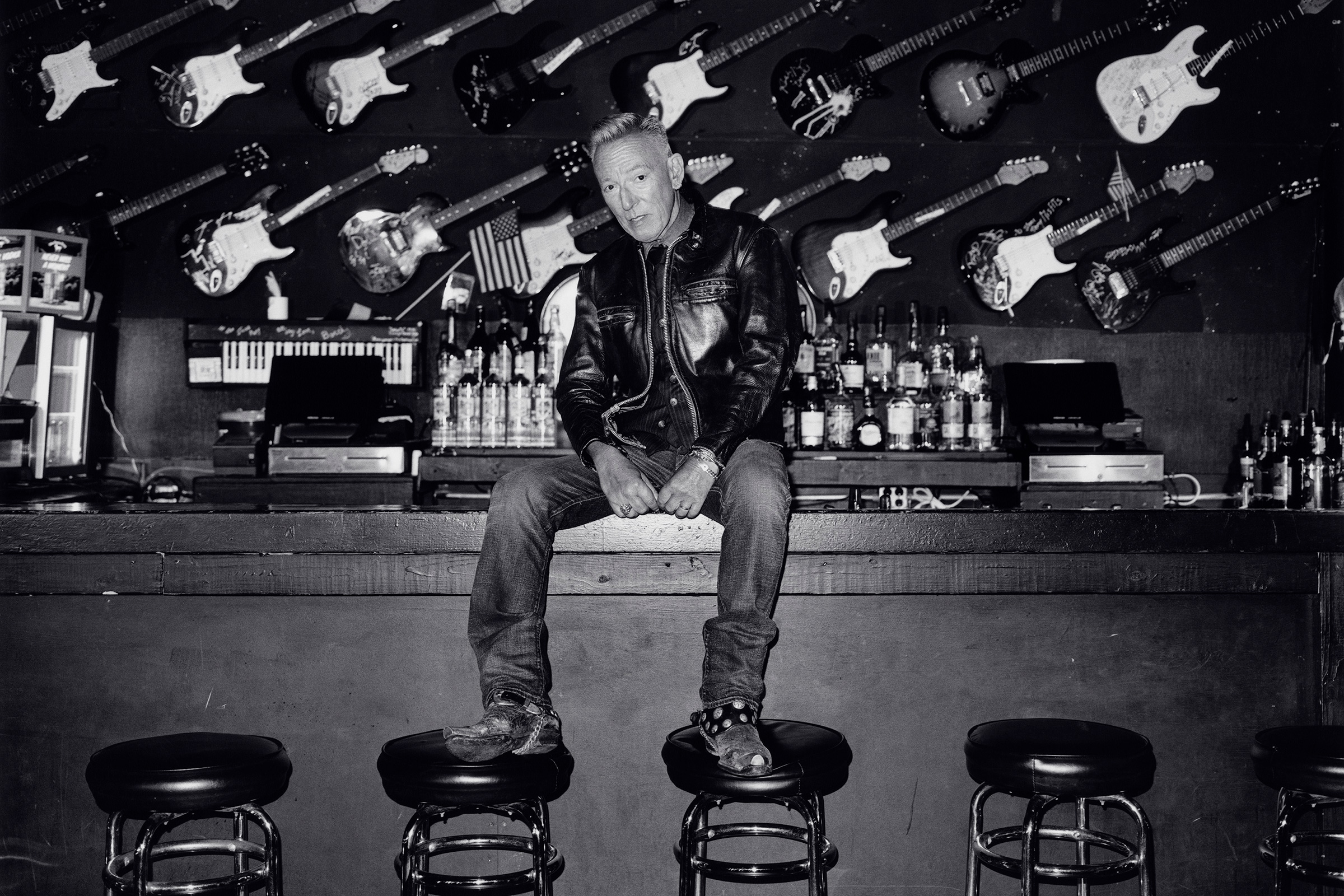cigarette leg Skinny Jeans Vs. Cigarette Pants: How Do The Two Styles Differ?