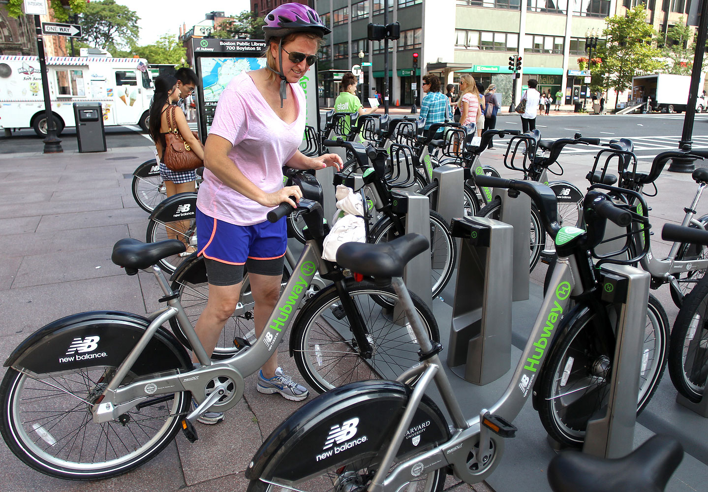 Boston Debuts Helmet Vending Machines for Bike Share