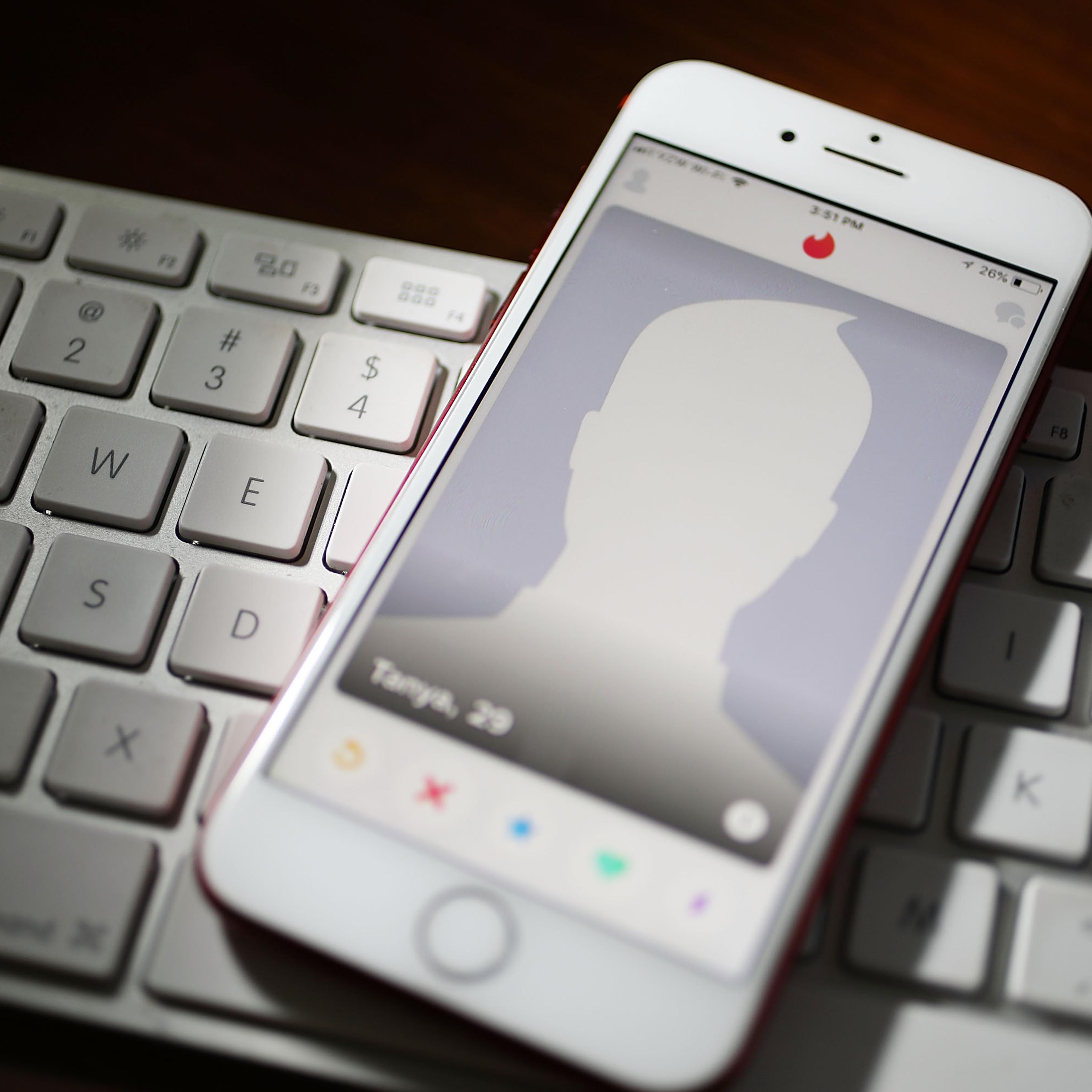 Tinder Co-Founders Sue Former Parent Company For $2 Billion