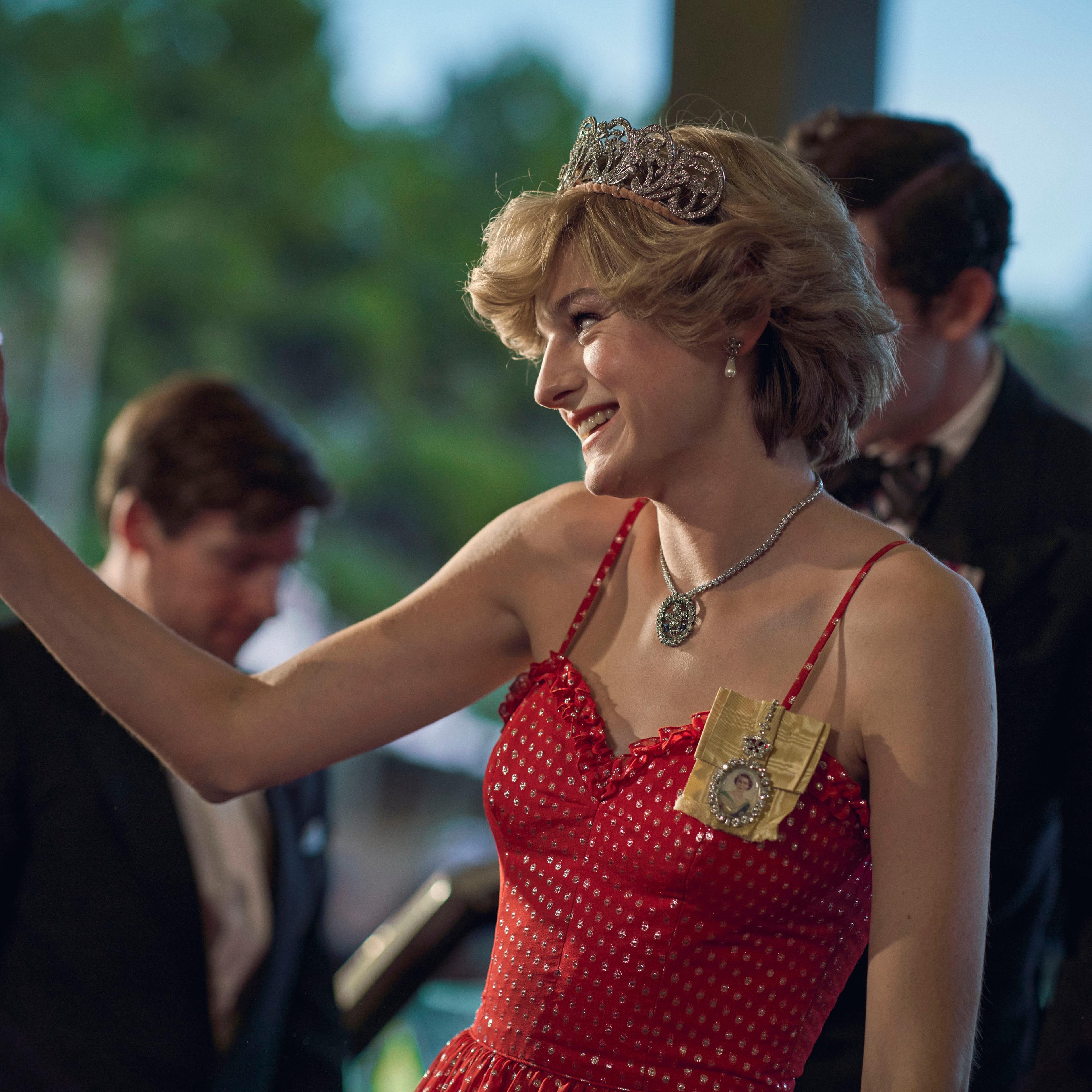 The Crown S4