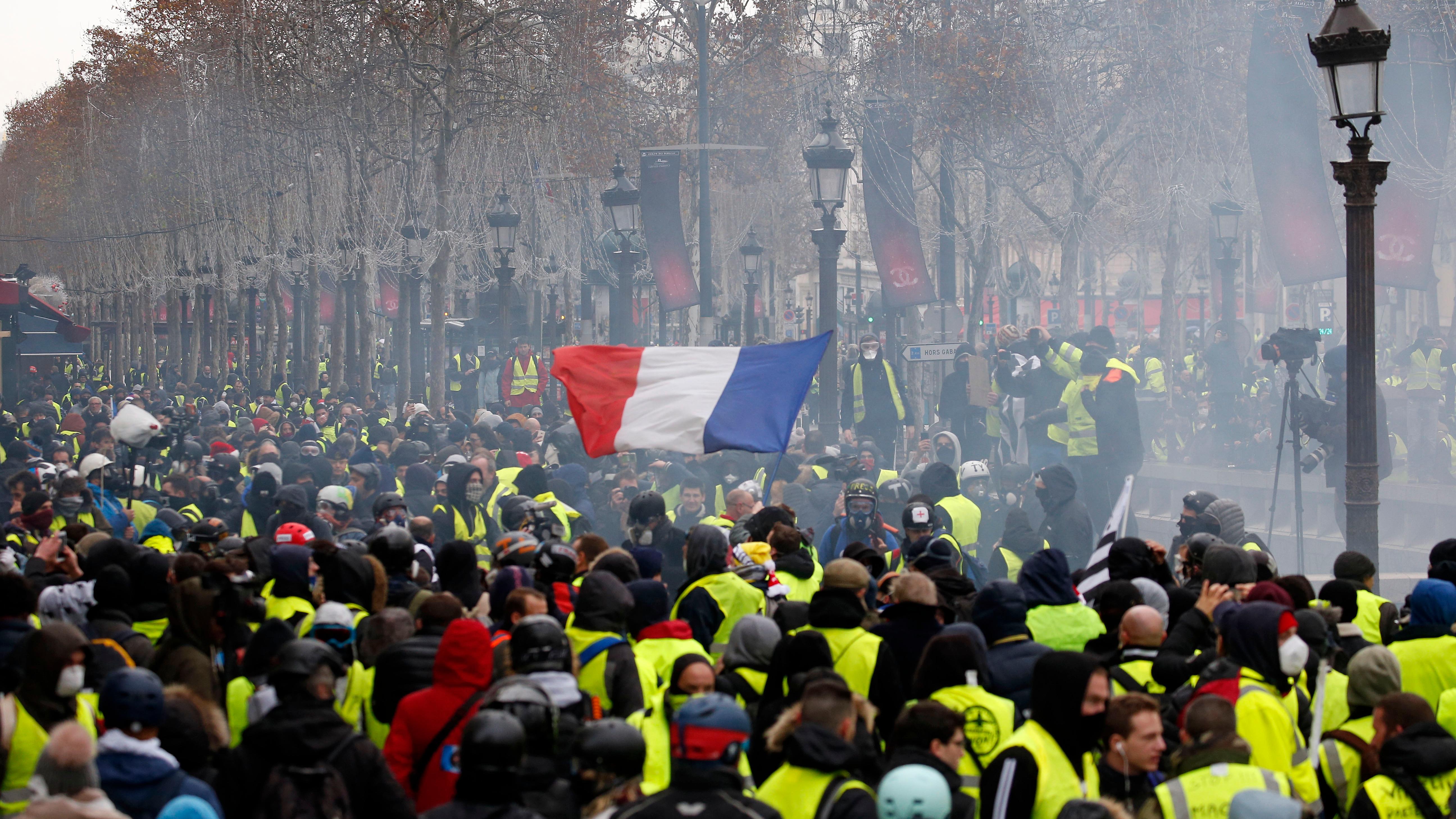 Why French Protests Are More Successful Than American Ones
