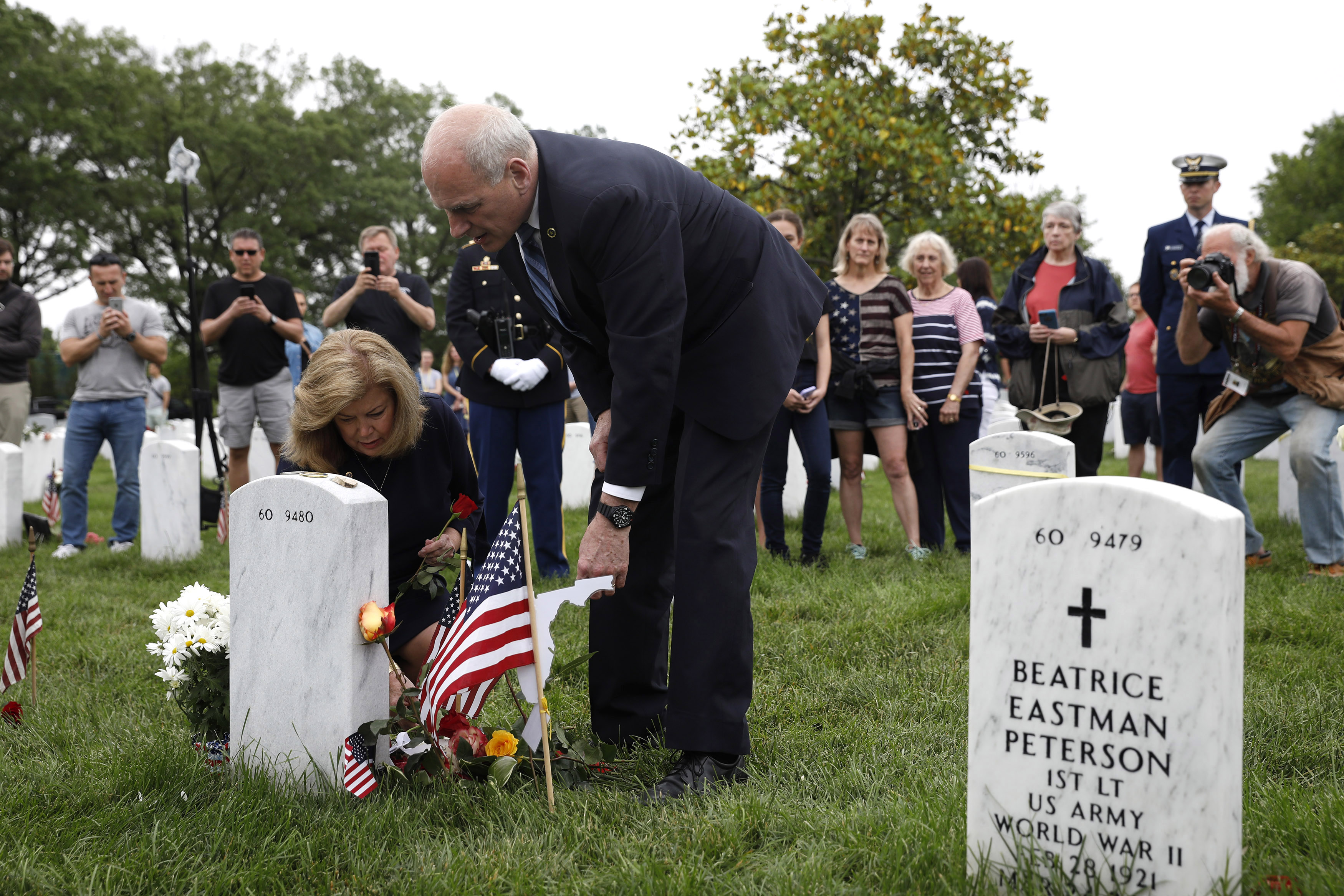 Memorial Day Visitors Pay Their Respects To The Fallen At Arlington Nat'l Cemetery