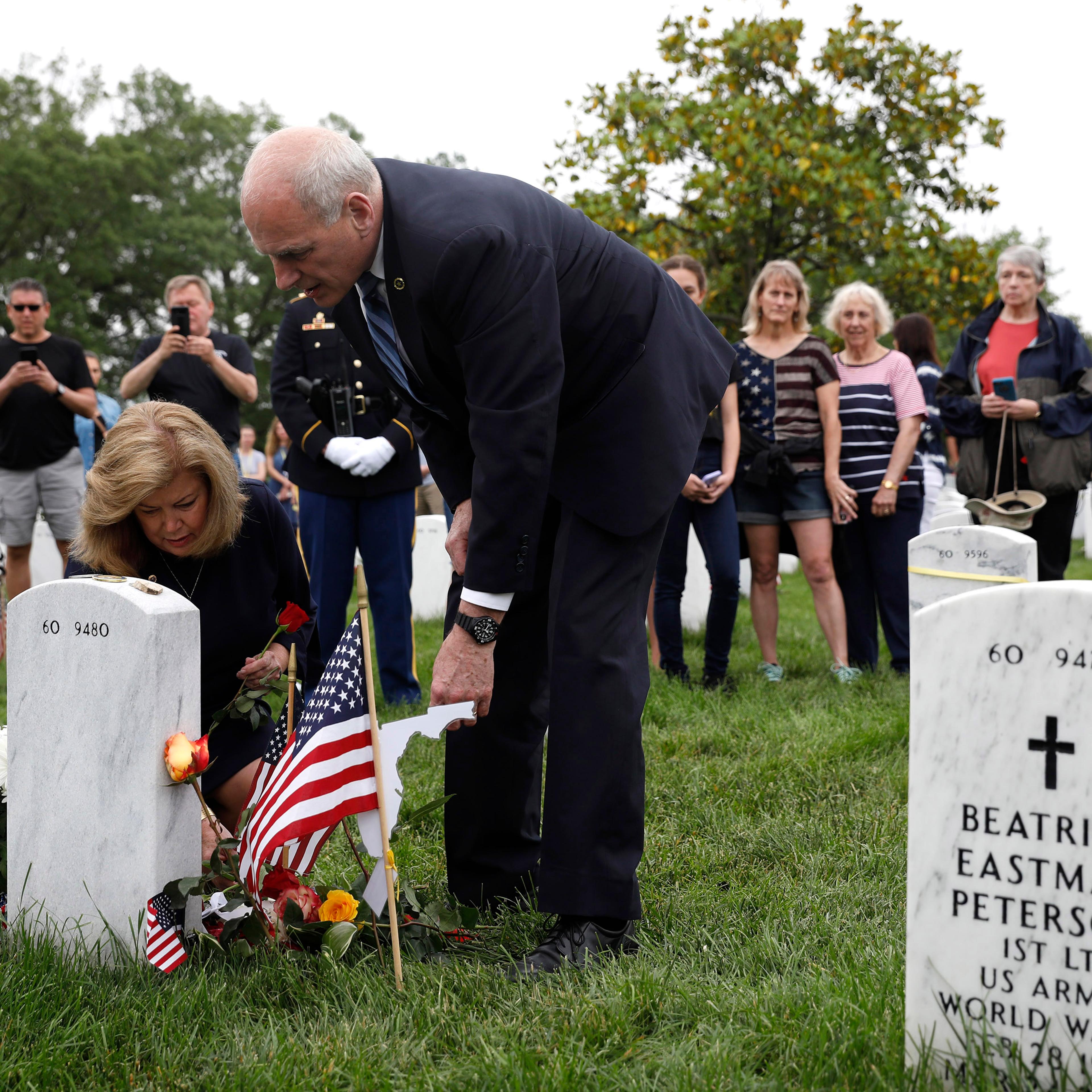 Memorial Day Visitors Pay Their Respects To The Fallen At Arlington Nat'l Cemetery