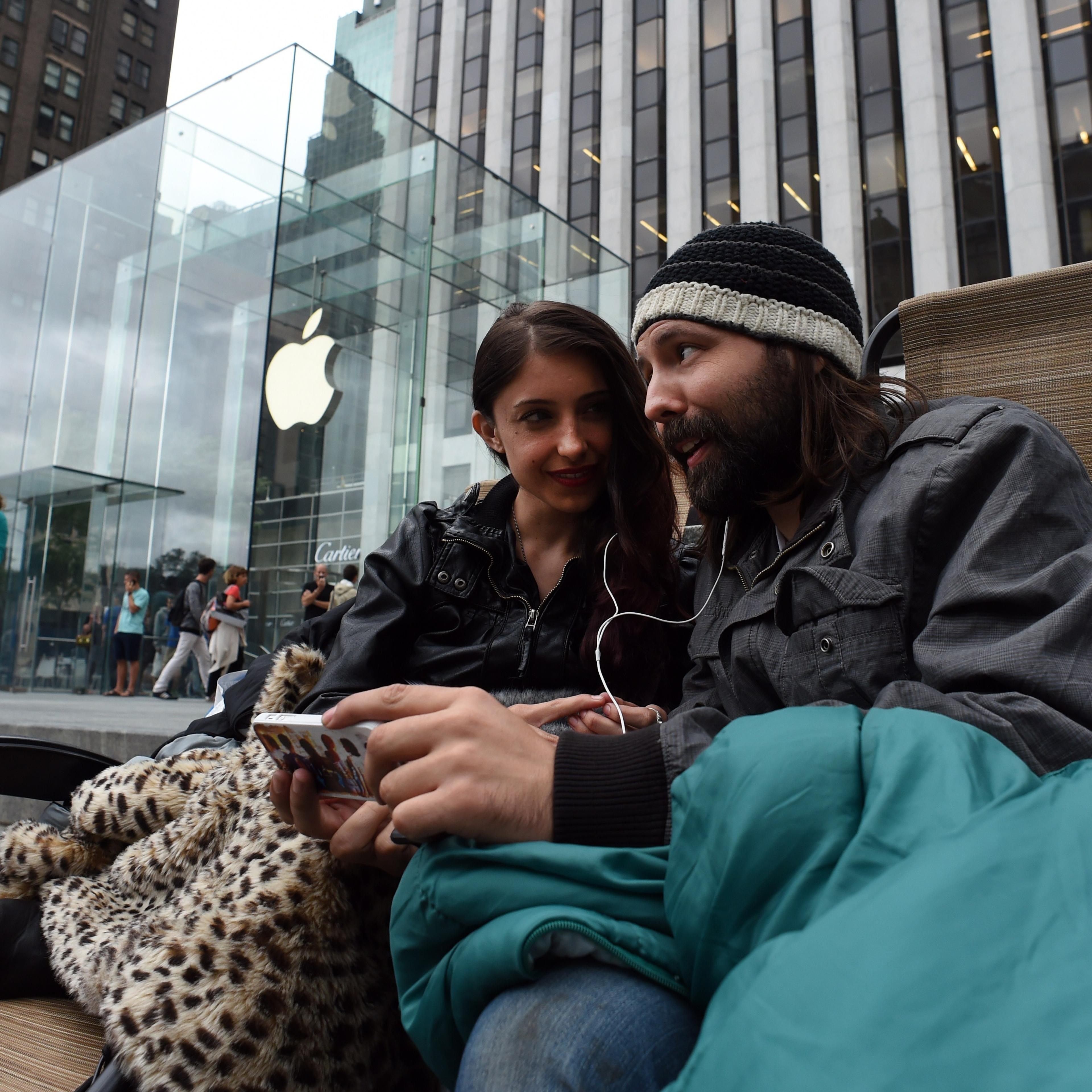 US-IT-TELECOM-INTERNET-APPLE