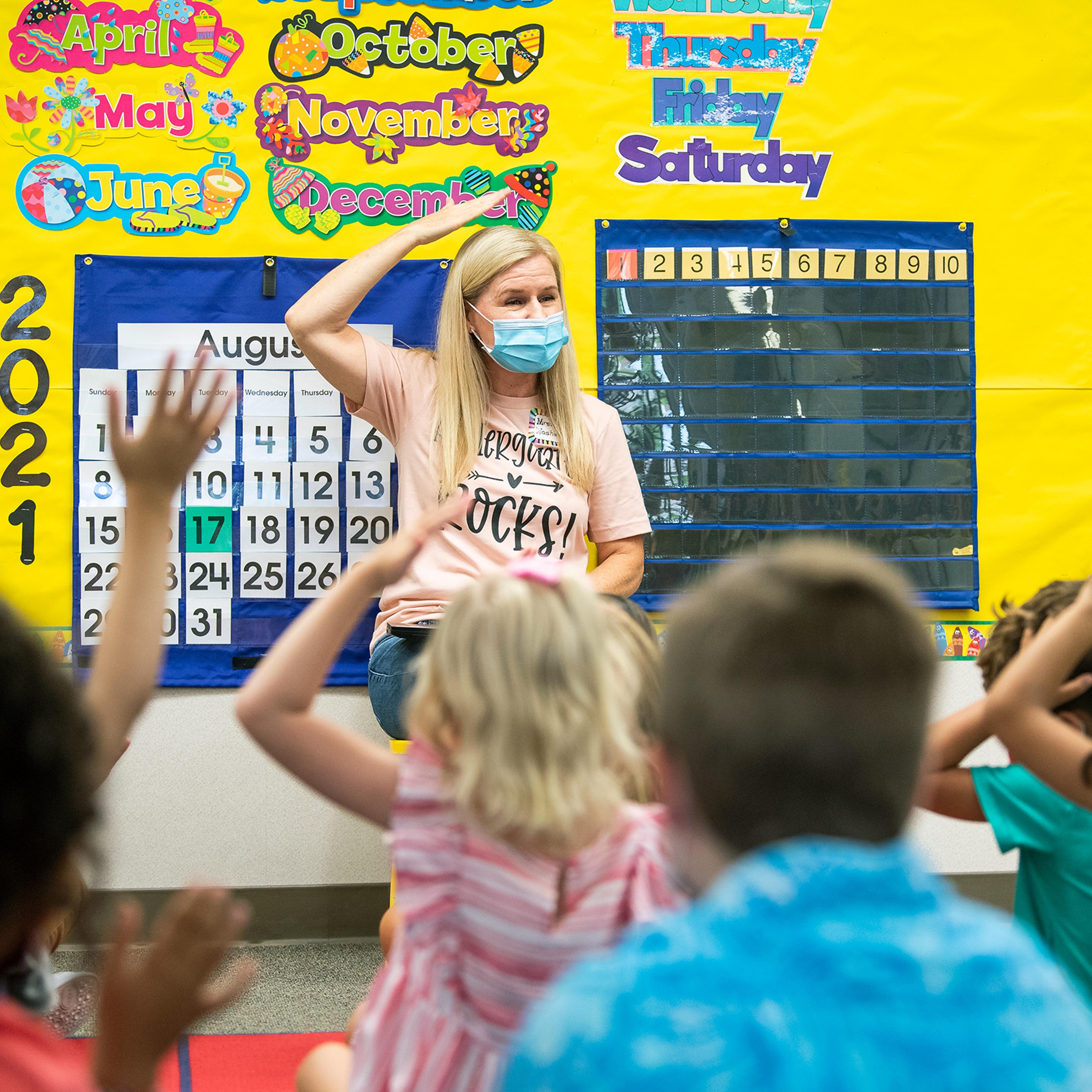 Kids return to public school classroom