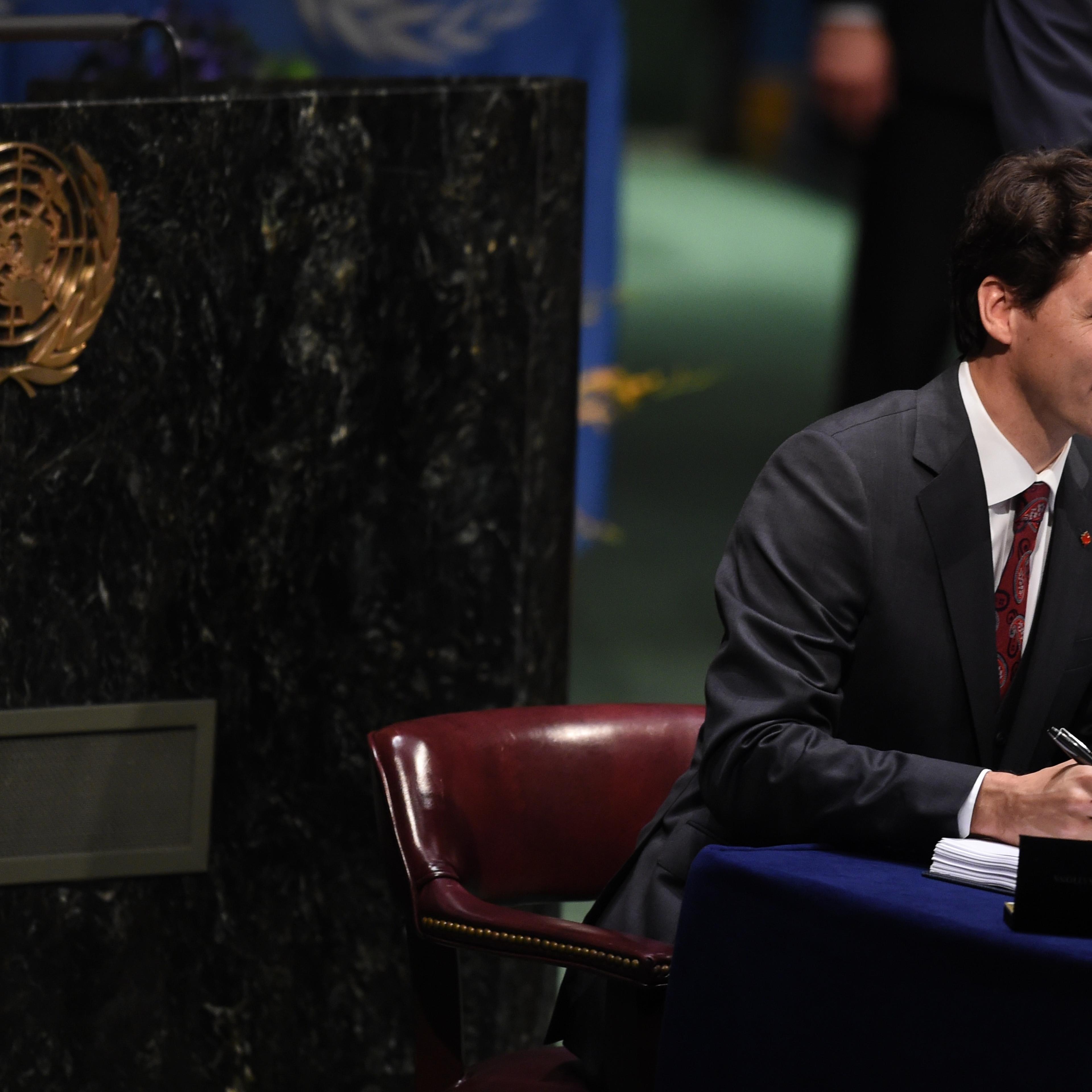 justin trudeau paris agreement climate signing