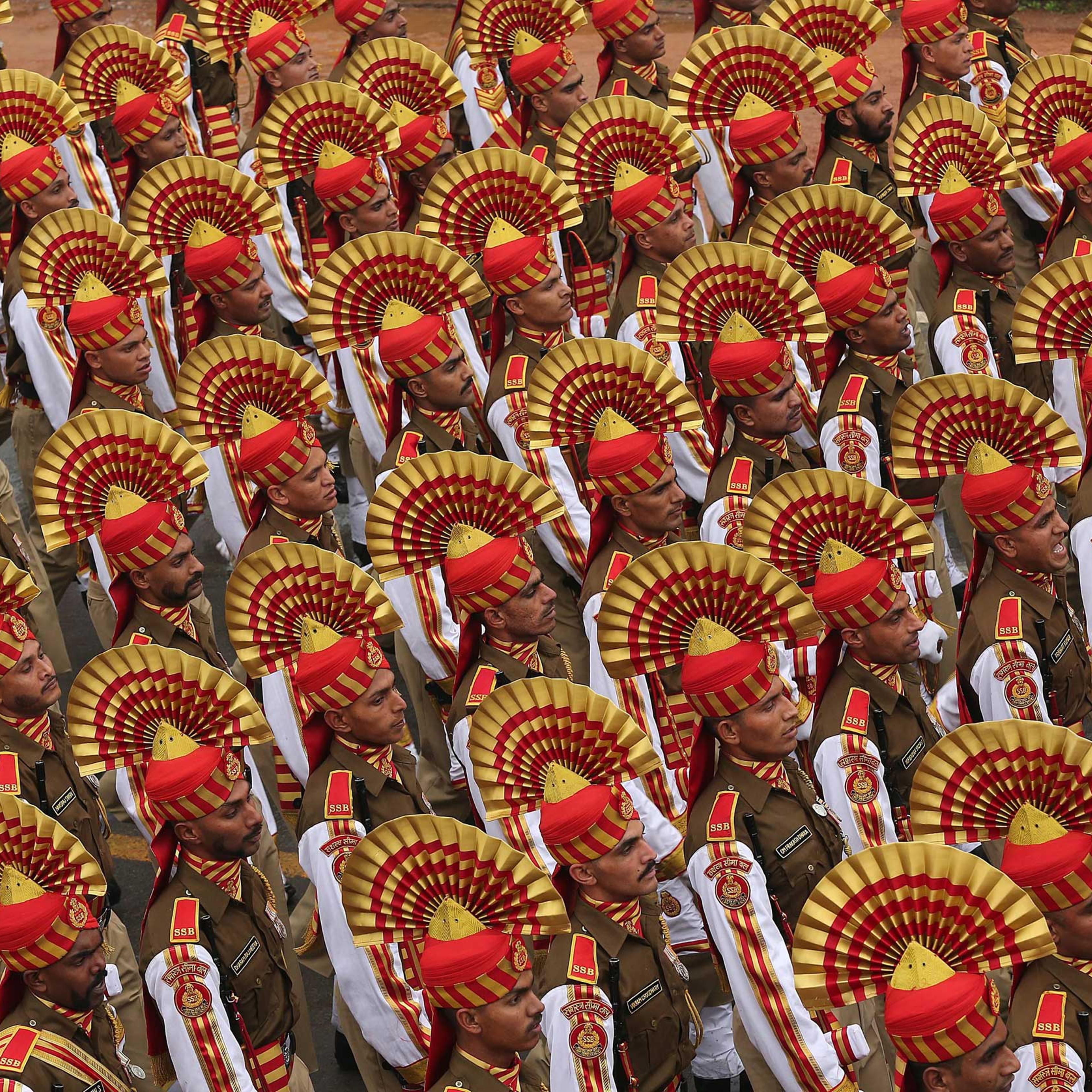 A paramilitary unit participates in the 66th Republic day function in New Delhi, Jan. 25, 2015.