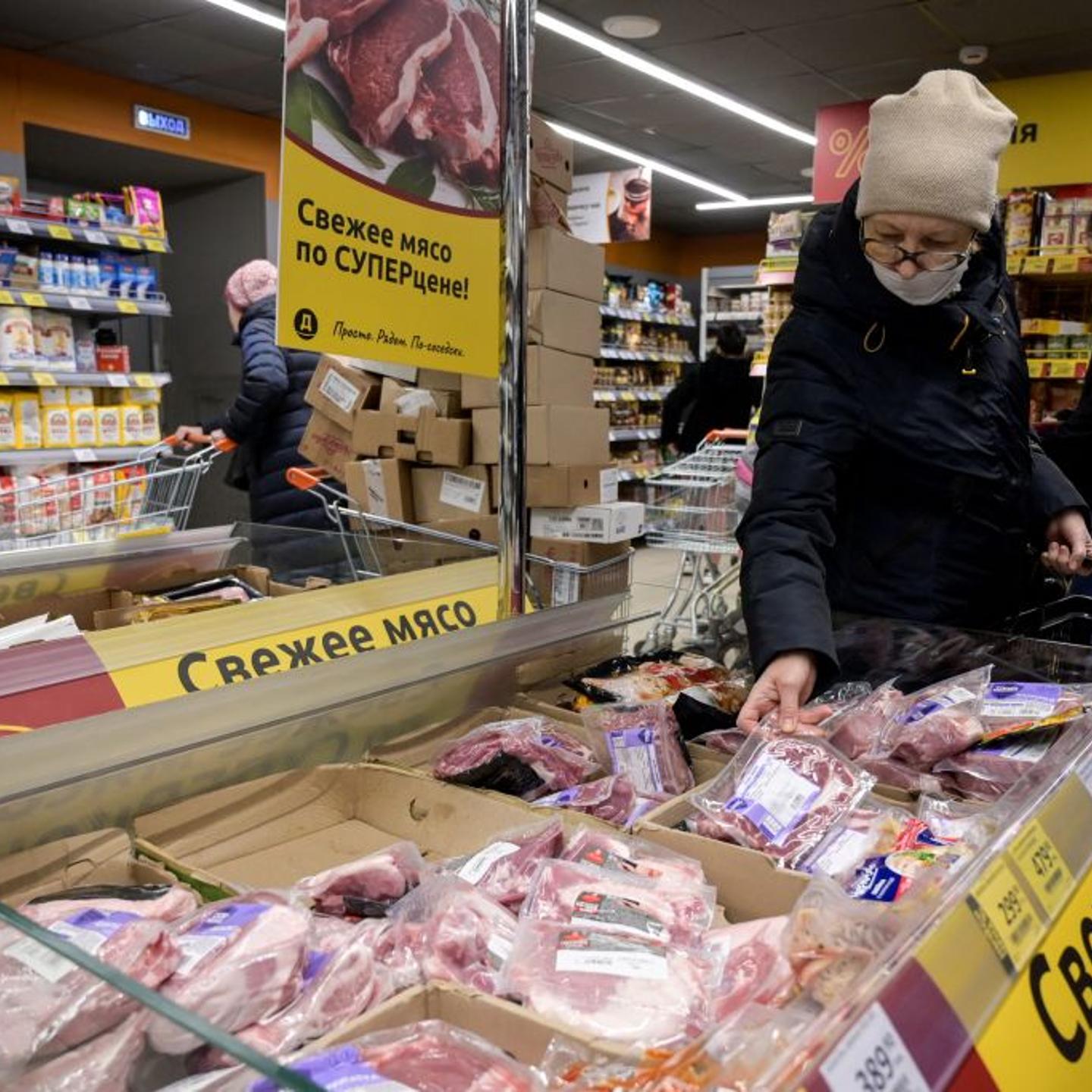 RUSSIA-UKRAINE-CONFLICT-ECONOMY-INFLATION