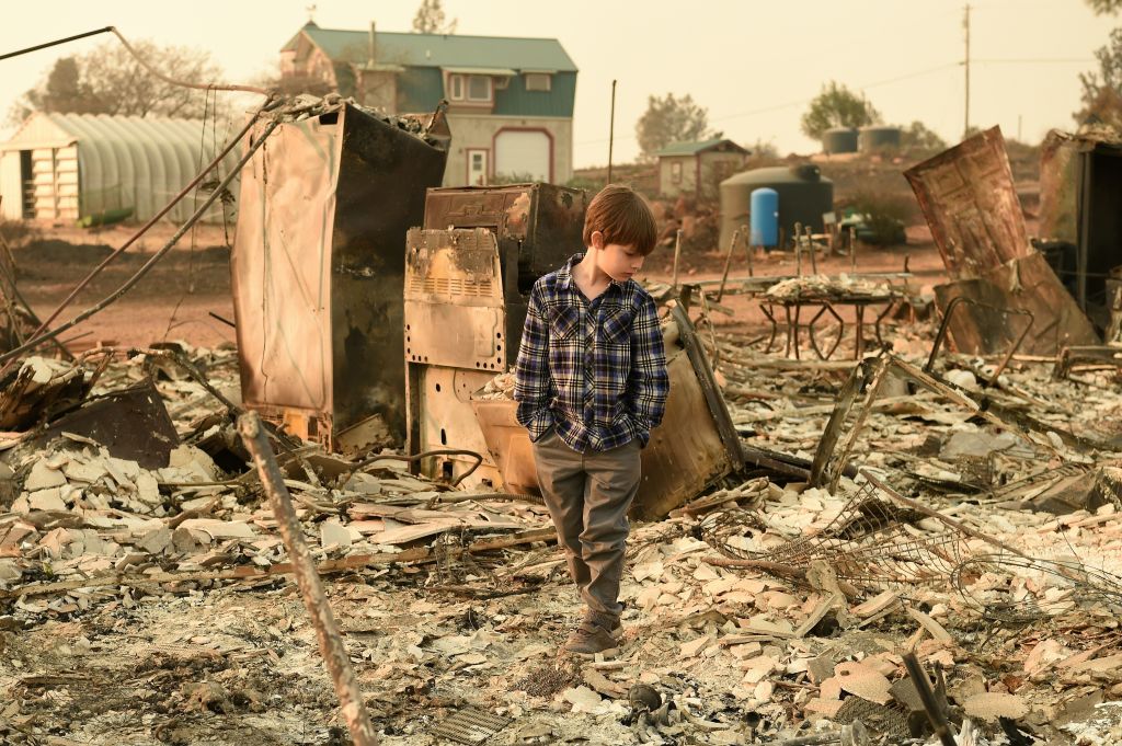 TOPSHOT-US-FIRE-WEATHER-ENVIRONMENT