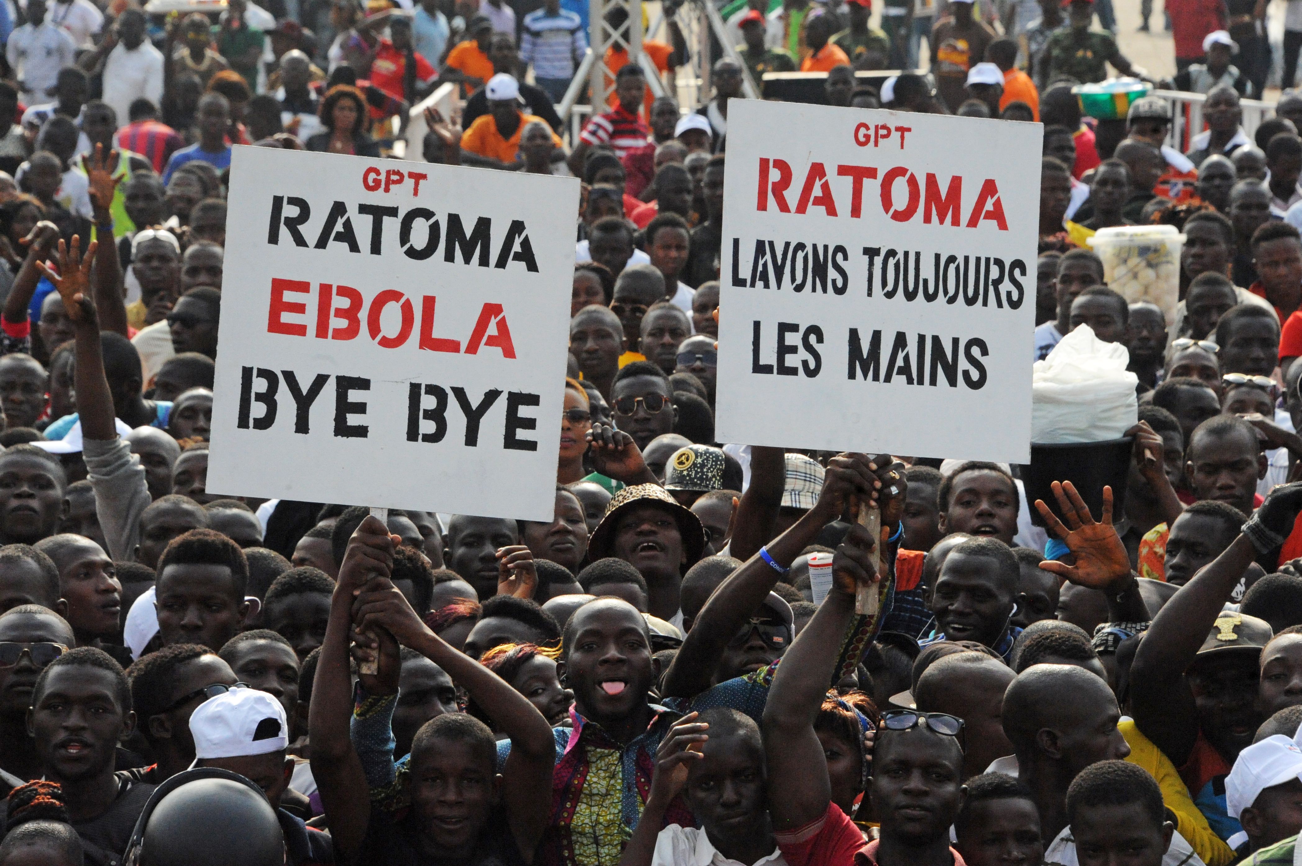 EBOLA-GUINEA-HEALTH-MUSIC