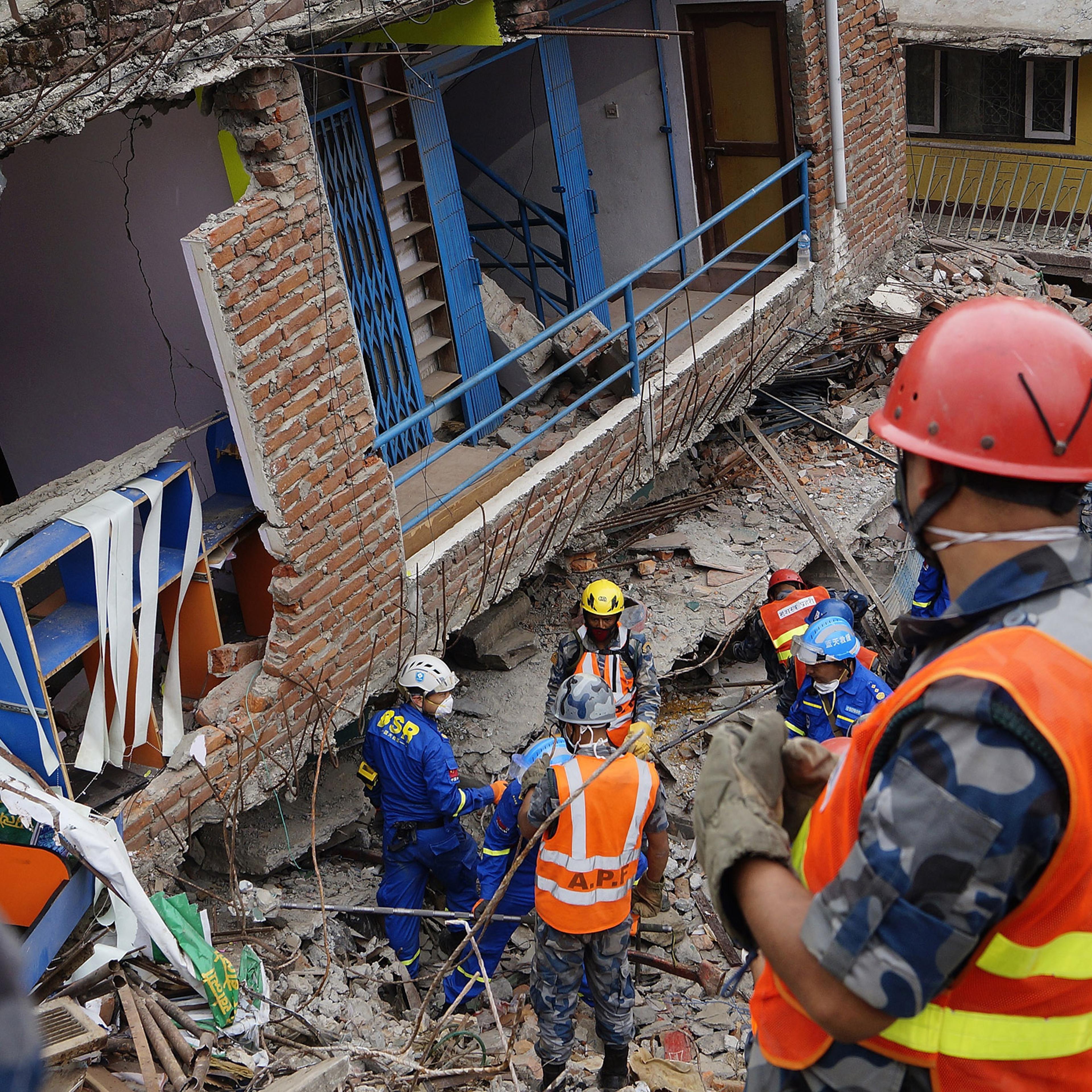 Powerful earthquake hits Nepal
