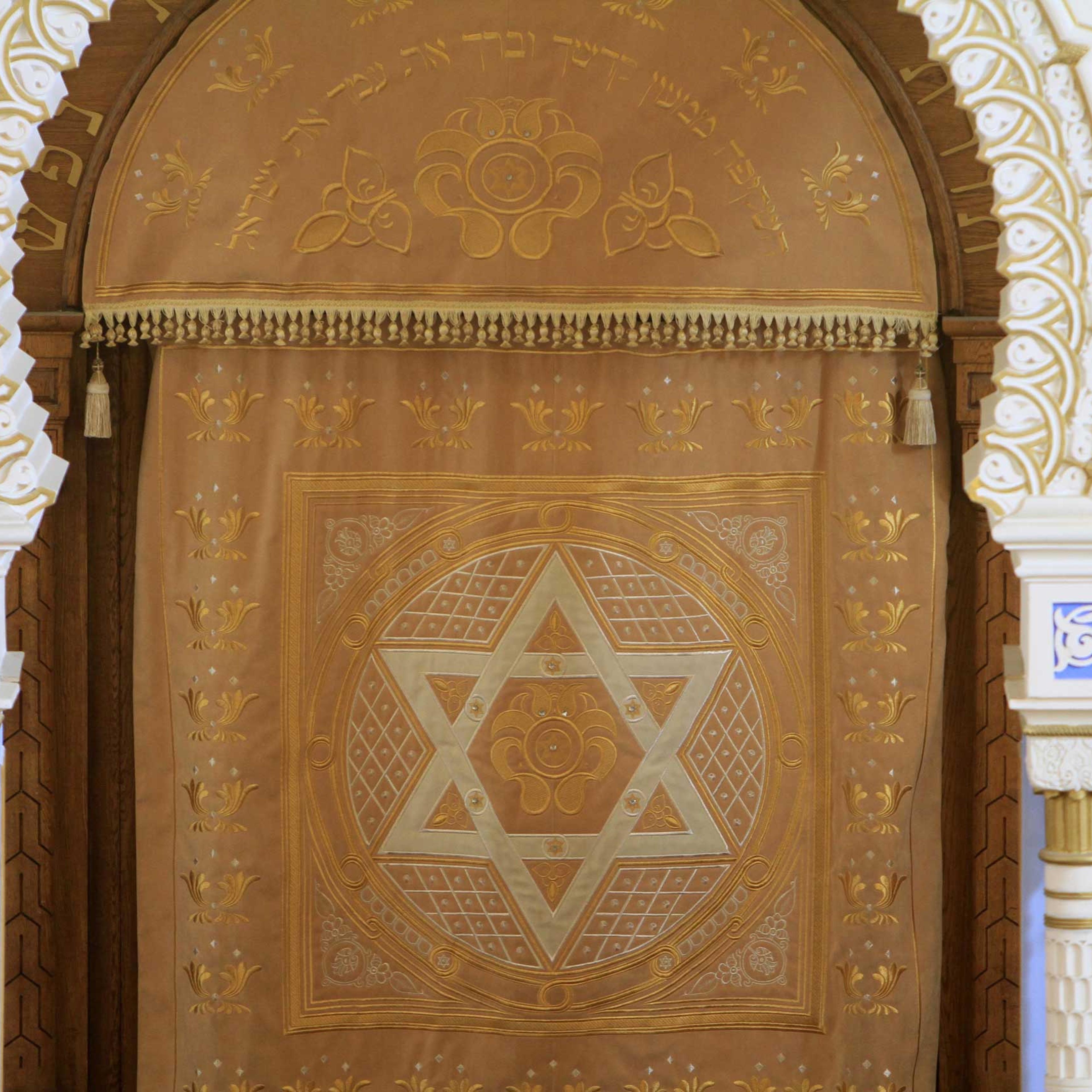 J Grand Choral Synagogue
