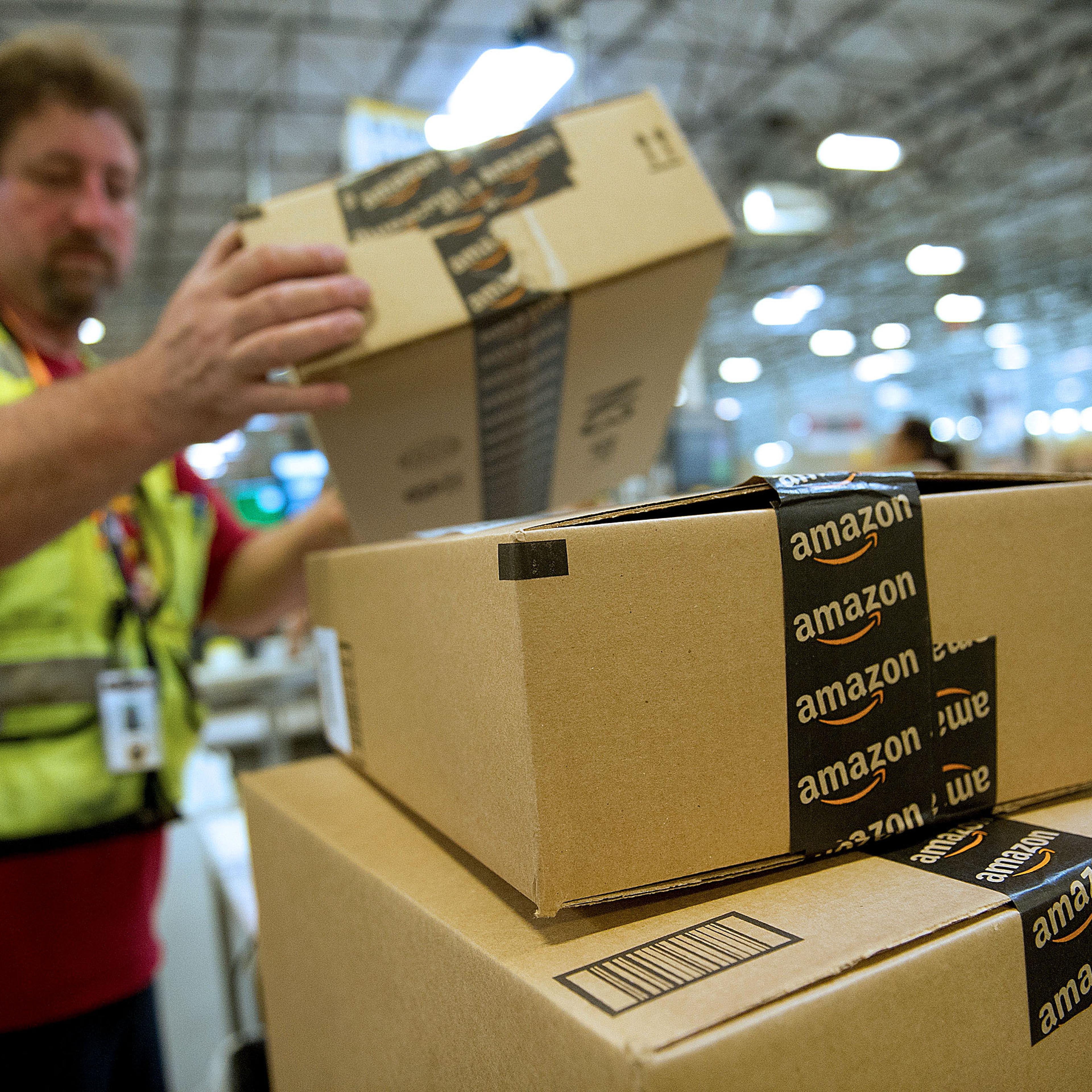 Inside An Amazon.com Distribution Center On Cyber Monday