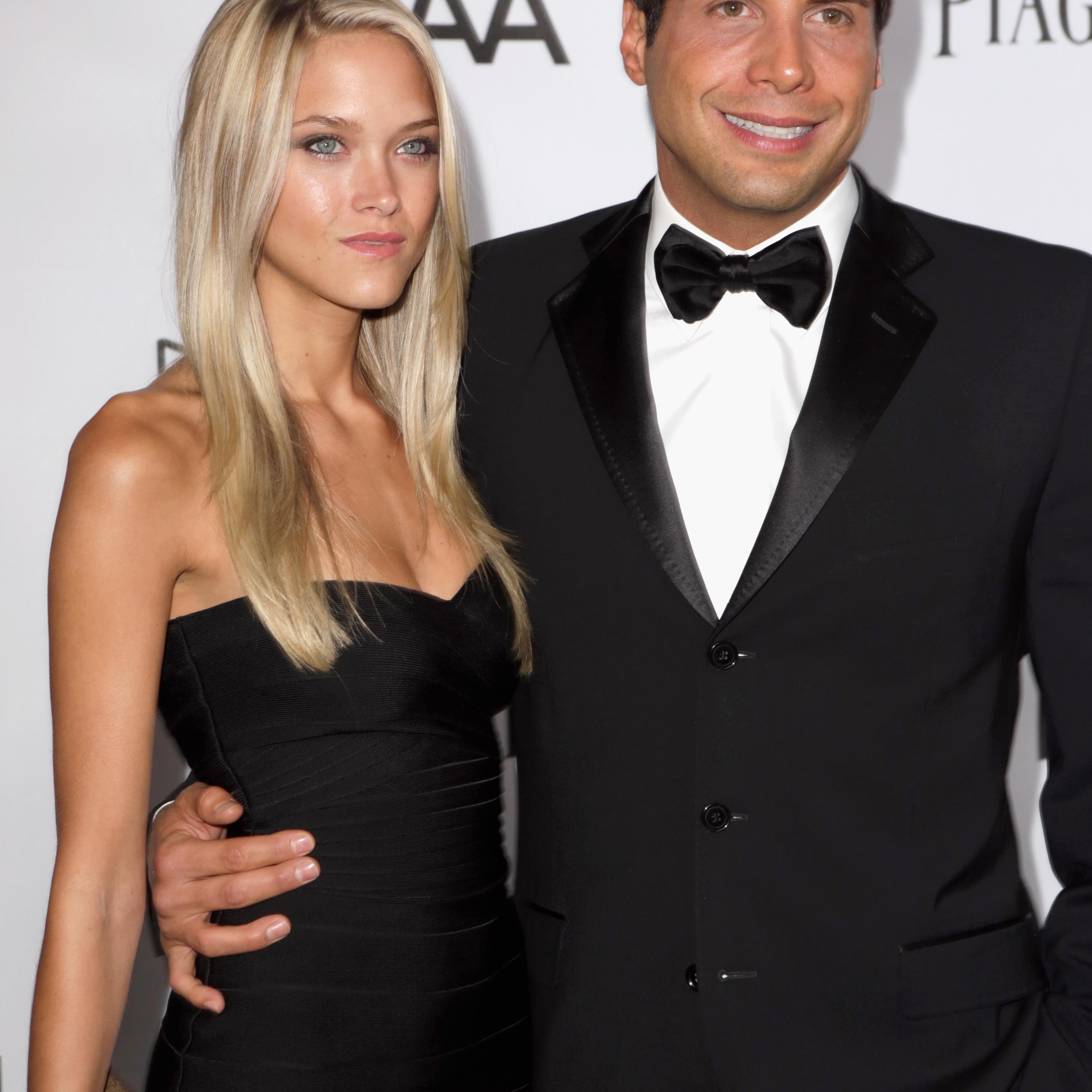 amfAR's Inspiration Gala Los Angeles - Red Carpet