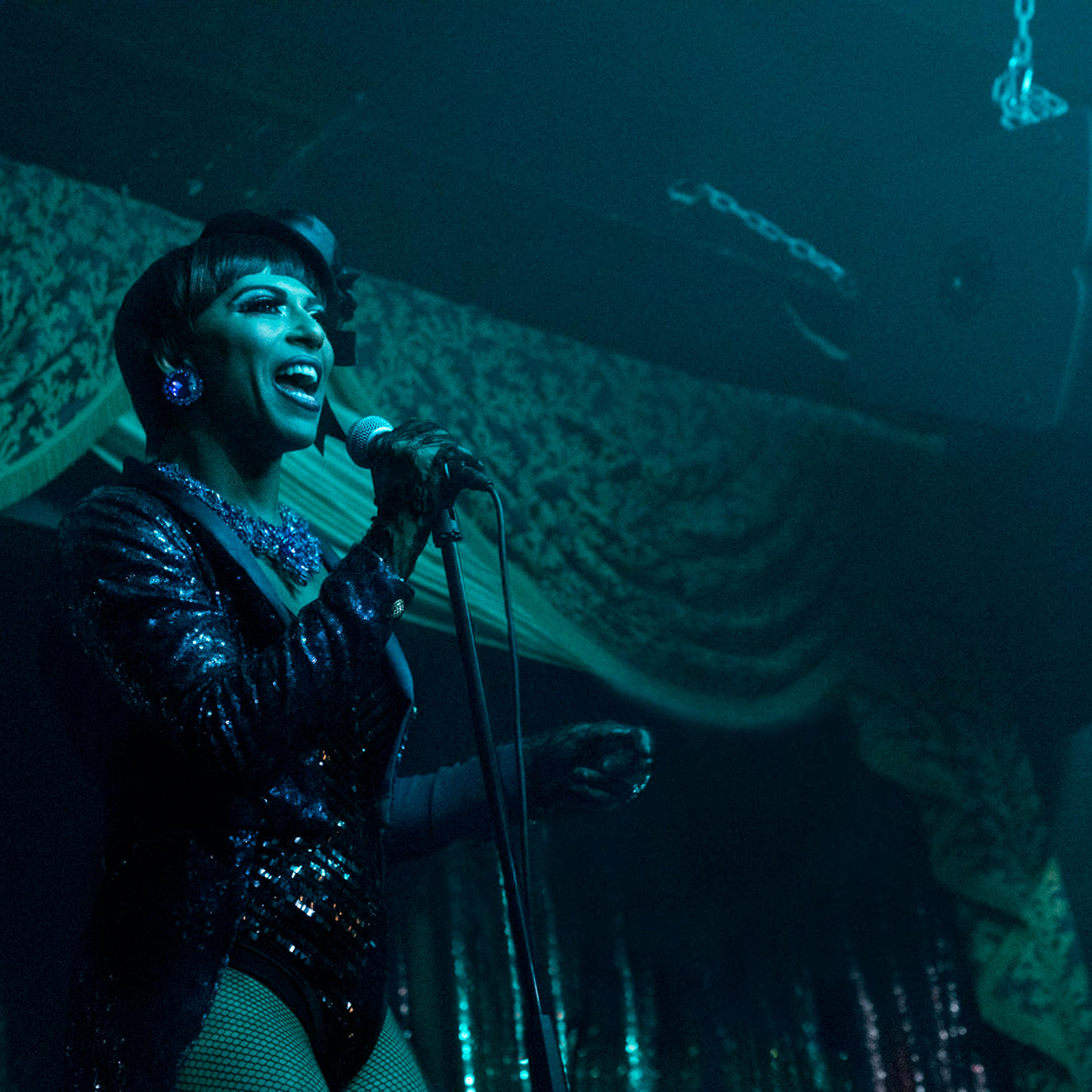 Shangela singing in A Star Is Born
