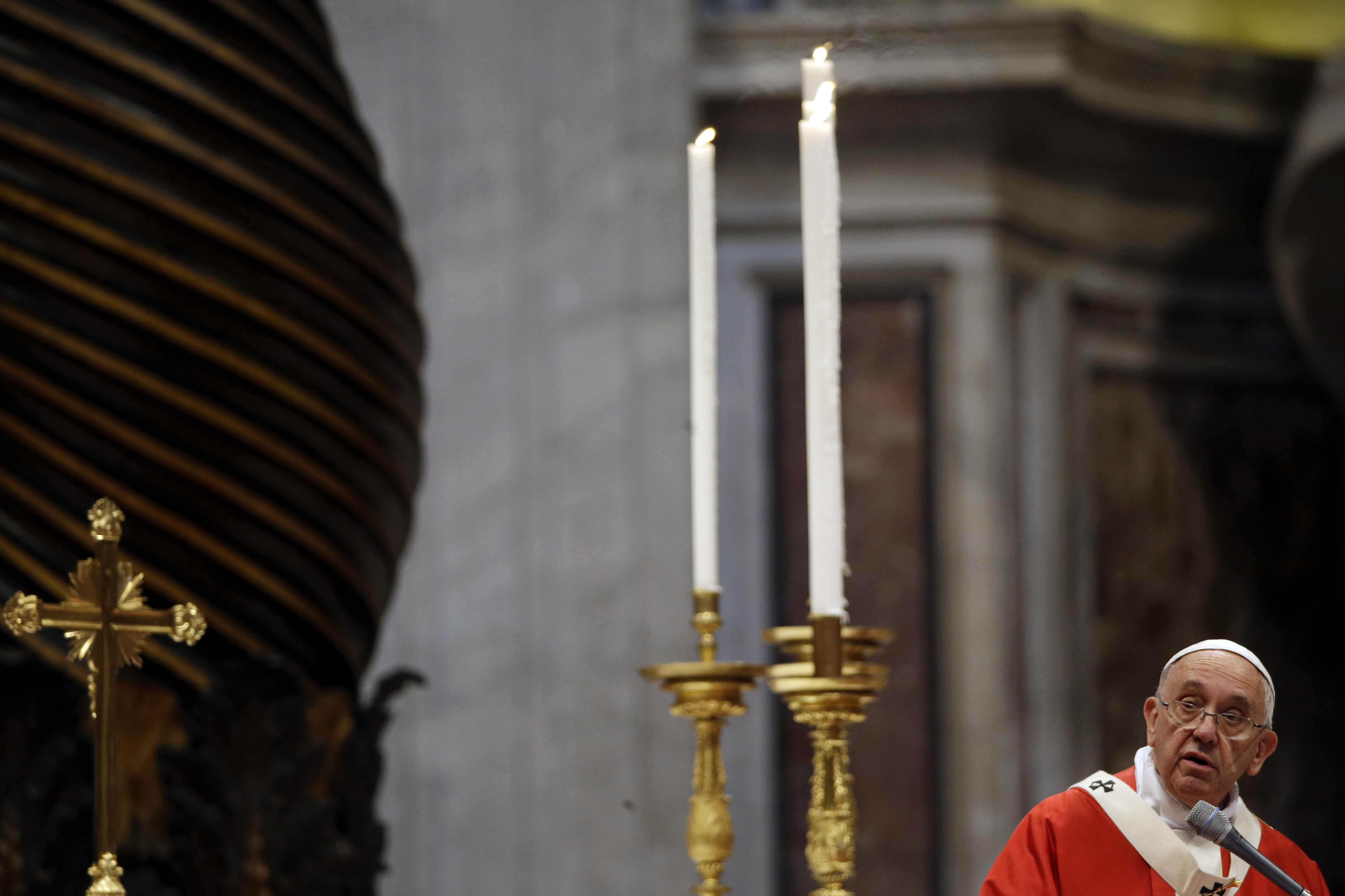 Vatican Pope Pallium