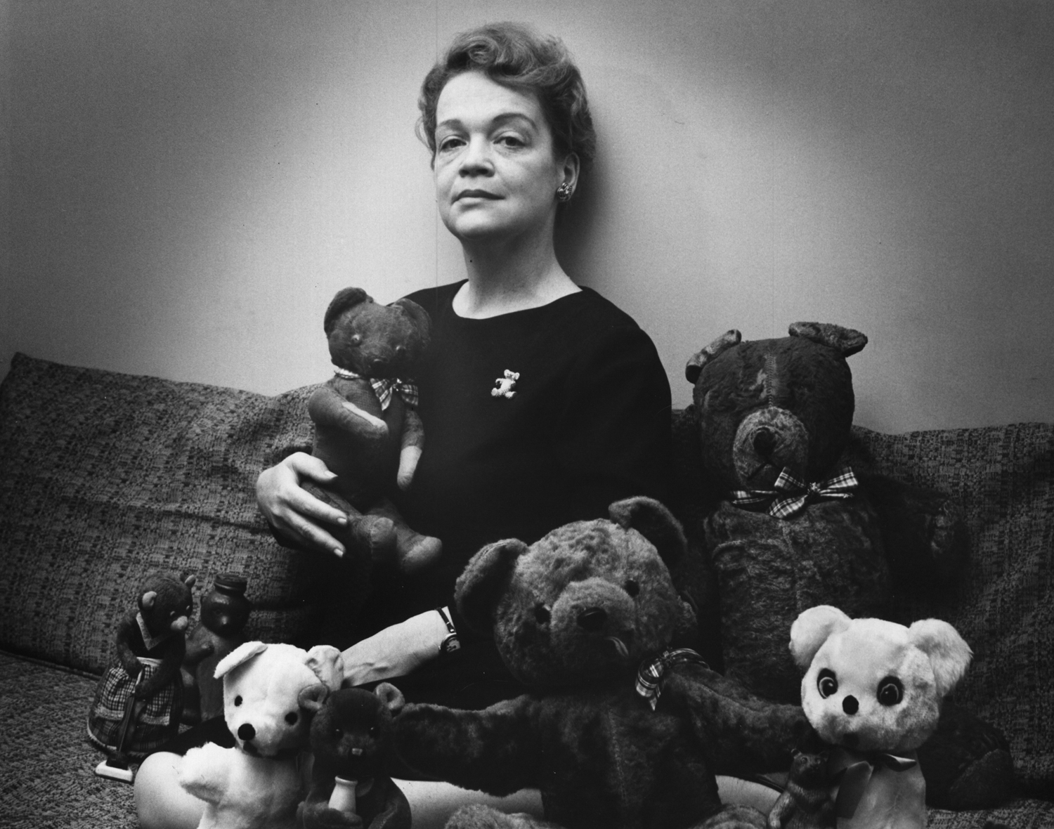 <strong>Not published in LIFE.</strong> Unidentified woman and teddy bears.