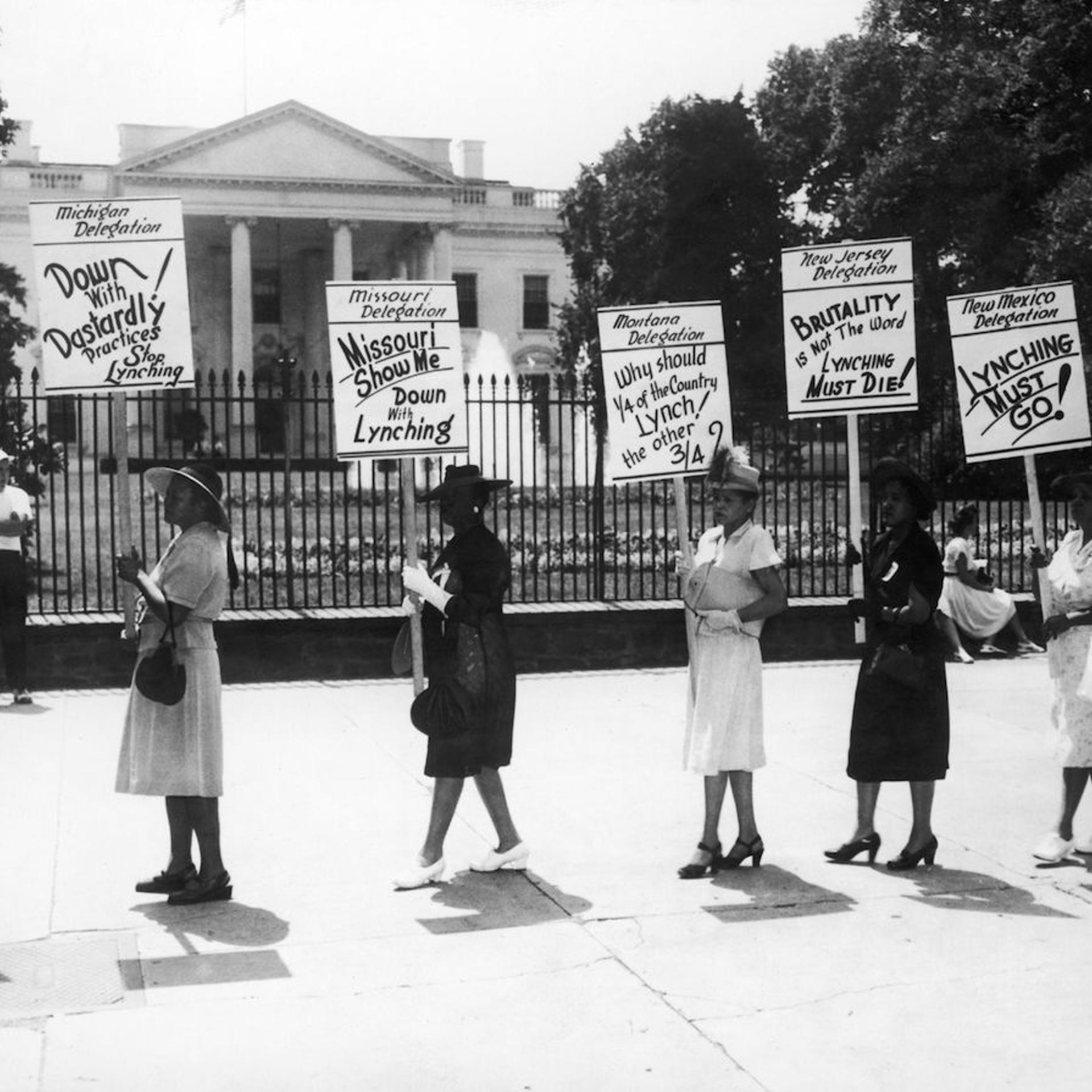 Demonstration Of The Blacks' Representatives Against The Lynching Of Monroe In Washington In 1946