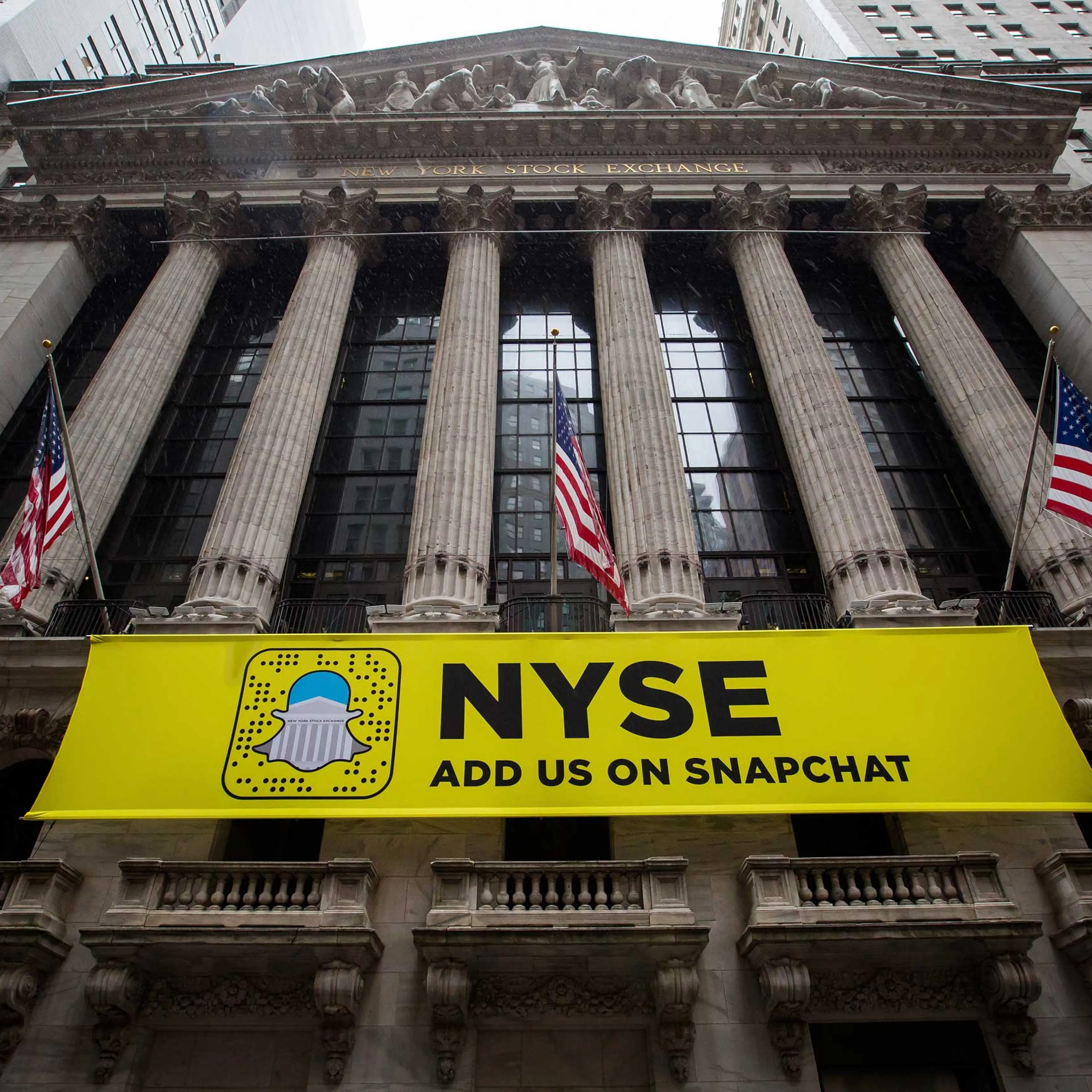 Trading On The Floor Of The NYSE As U.S. Stocks Trim Slide While Consumer Shares Rise On Deal Activity