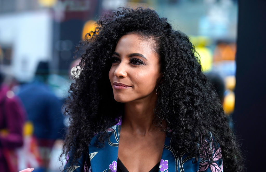 Cheslie Kryst Visits "Extra"