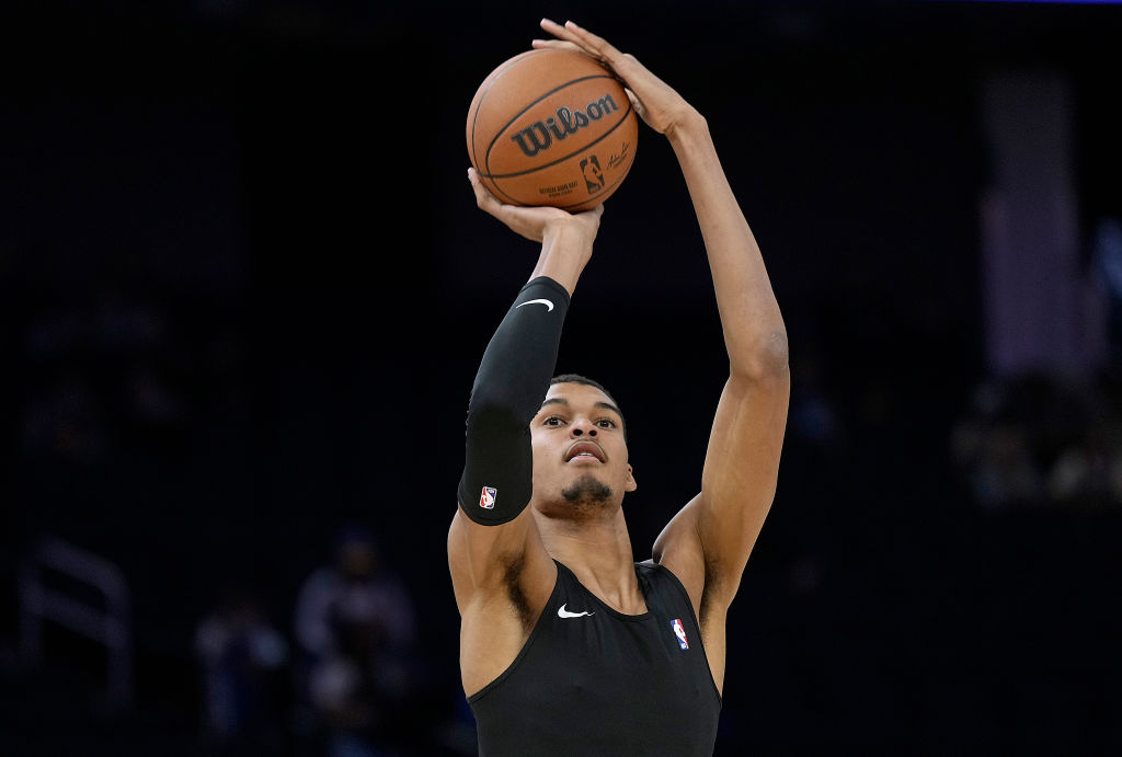 San Antonio Spurs v Golden State Warriors