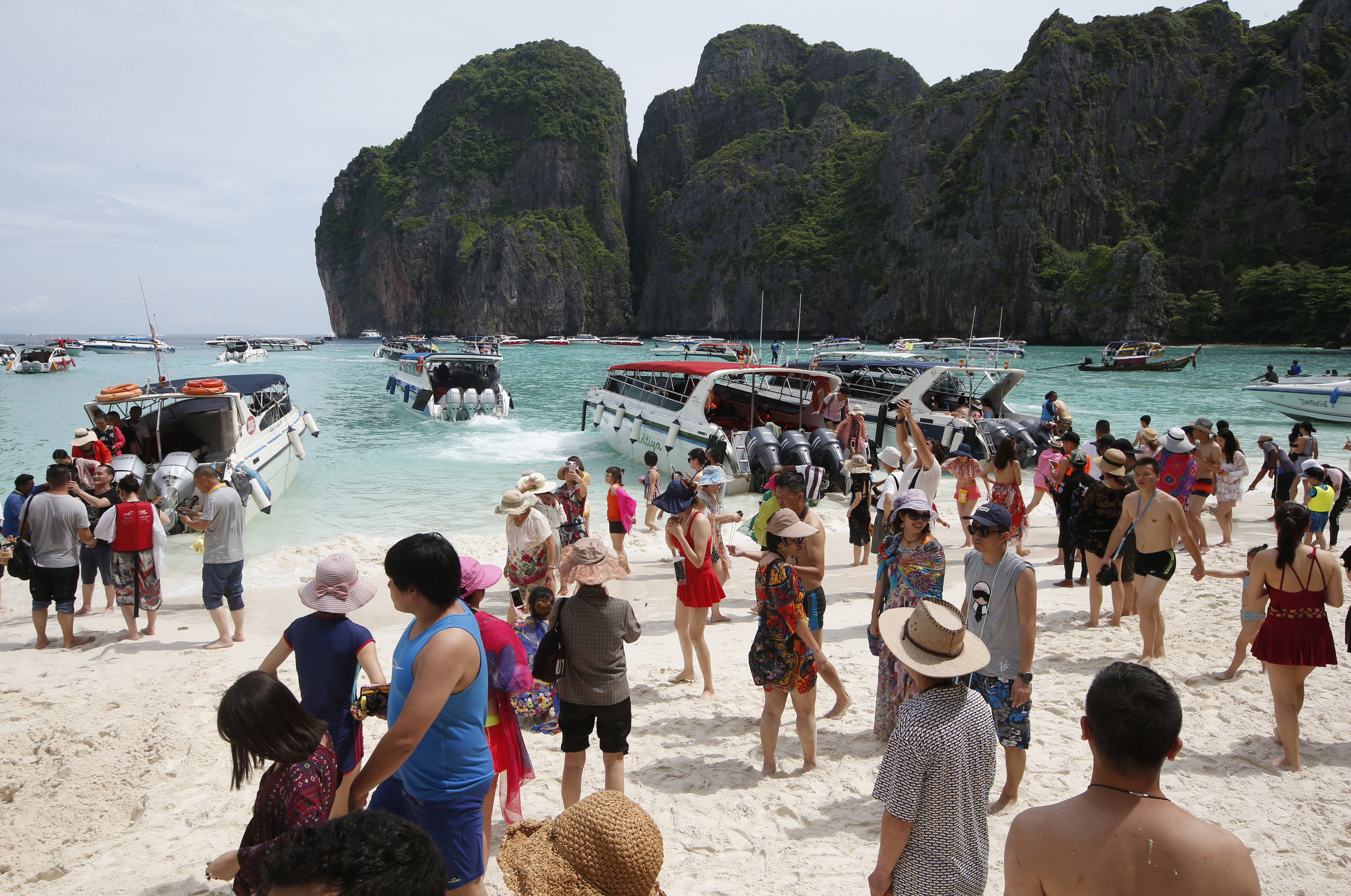 Thailand the Beach Closed 2021