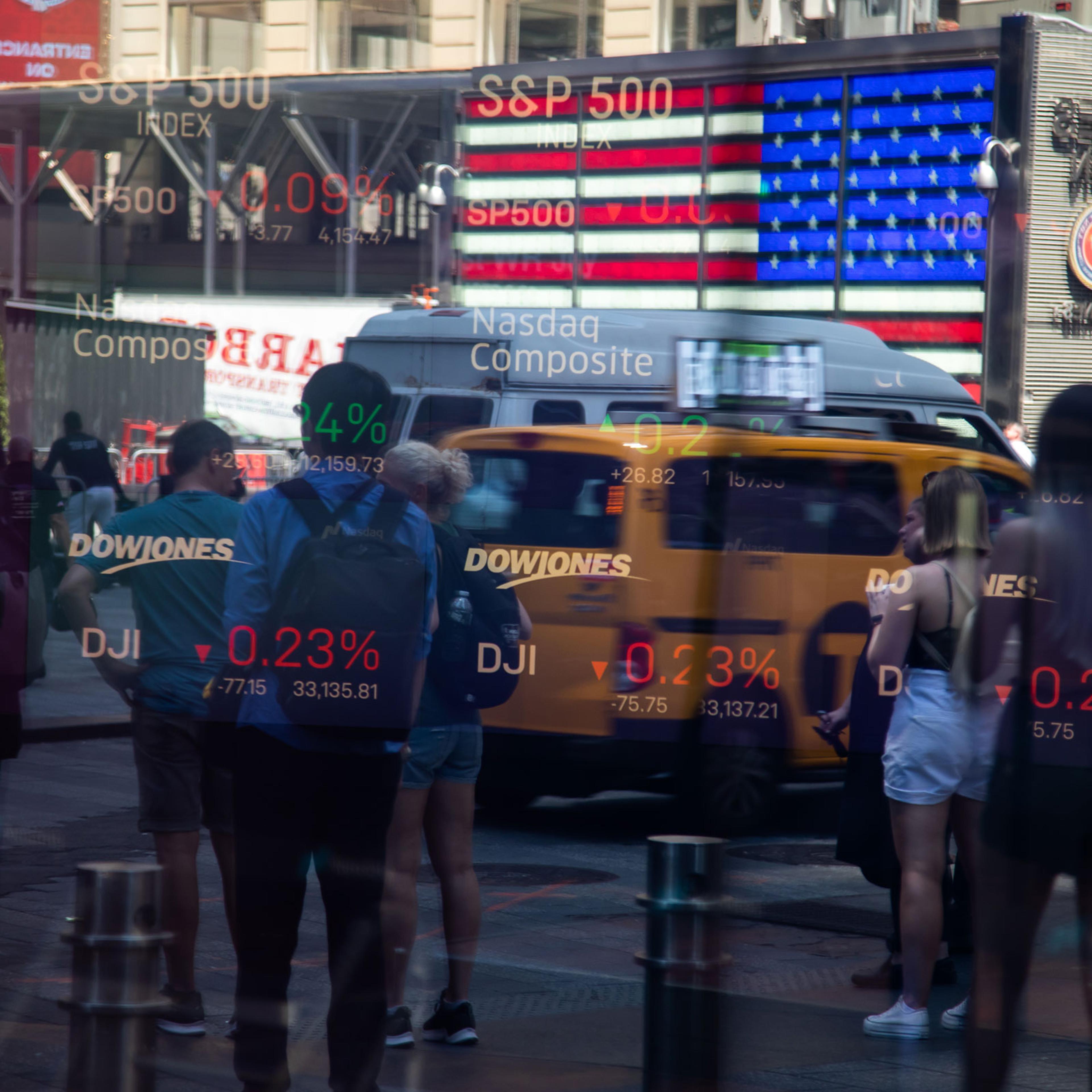 US Stocks Set For Flat Month After Bear Market Scare