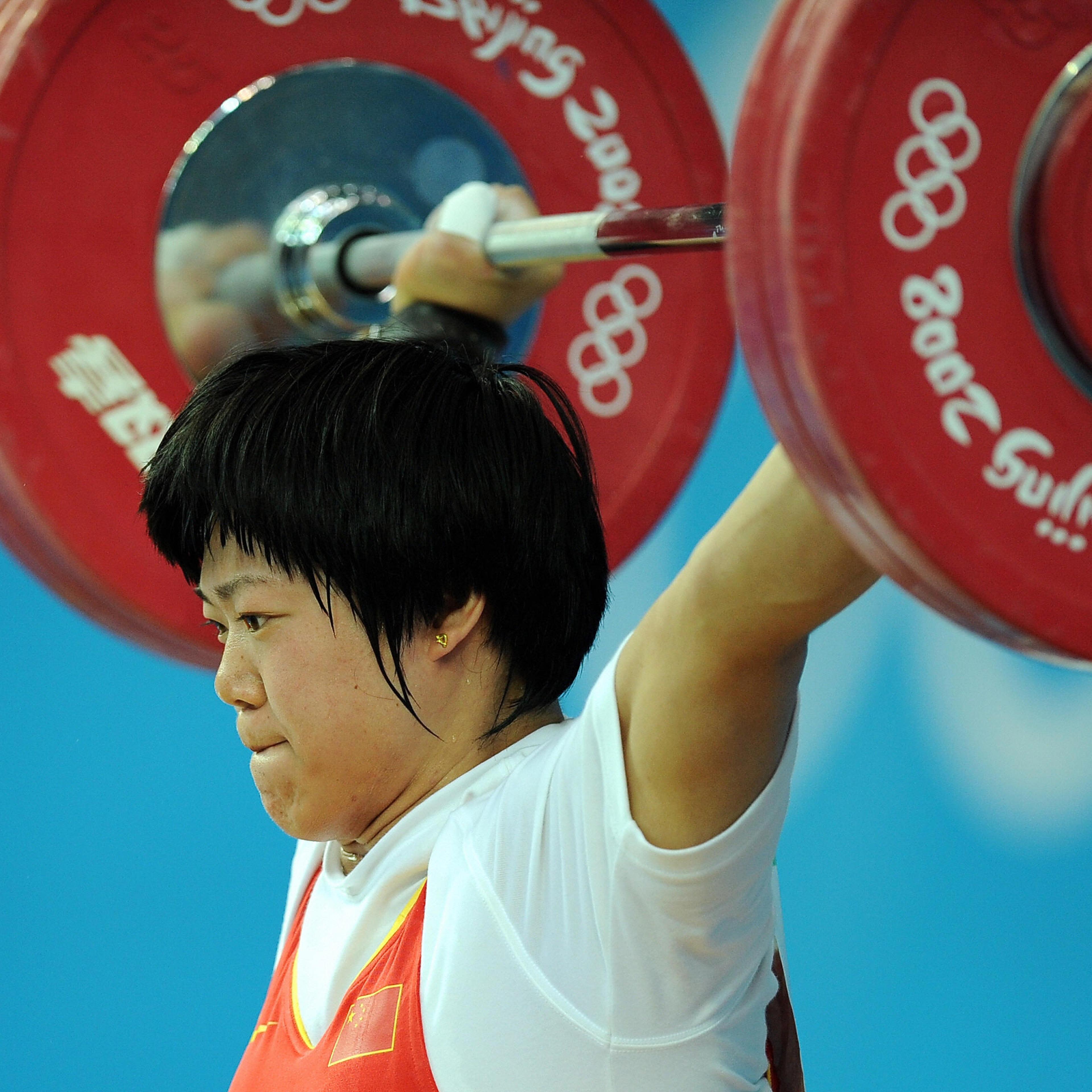 Liu Chunhong of China sets a new world r