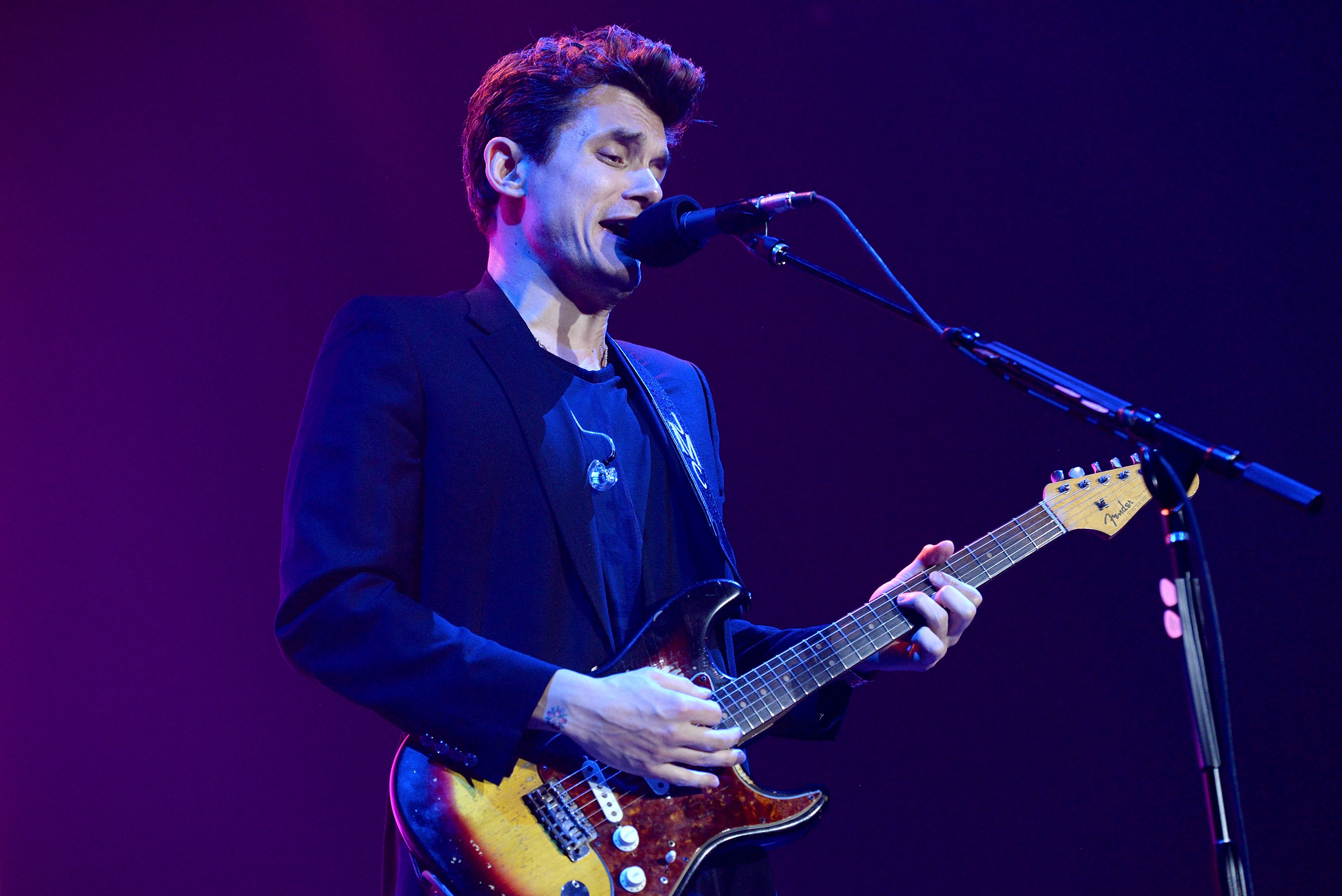 John Mayer Performs At The Forum